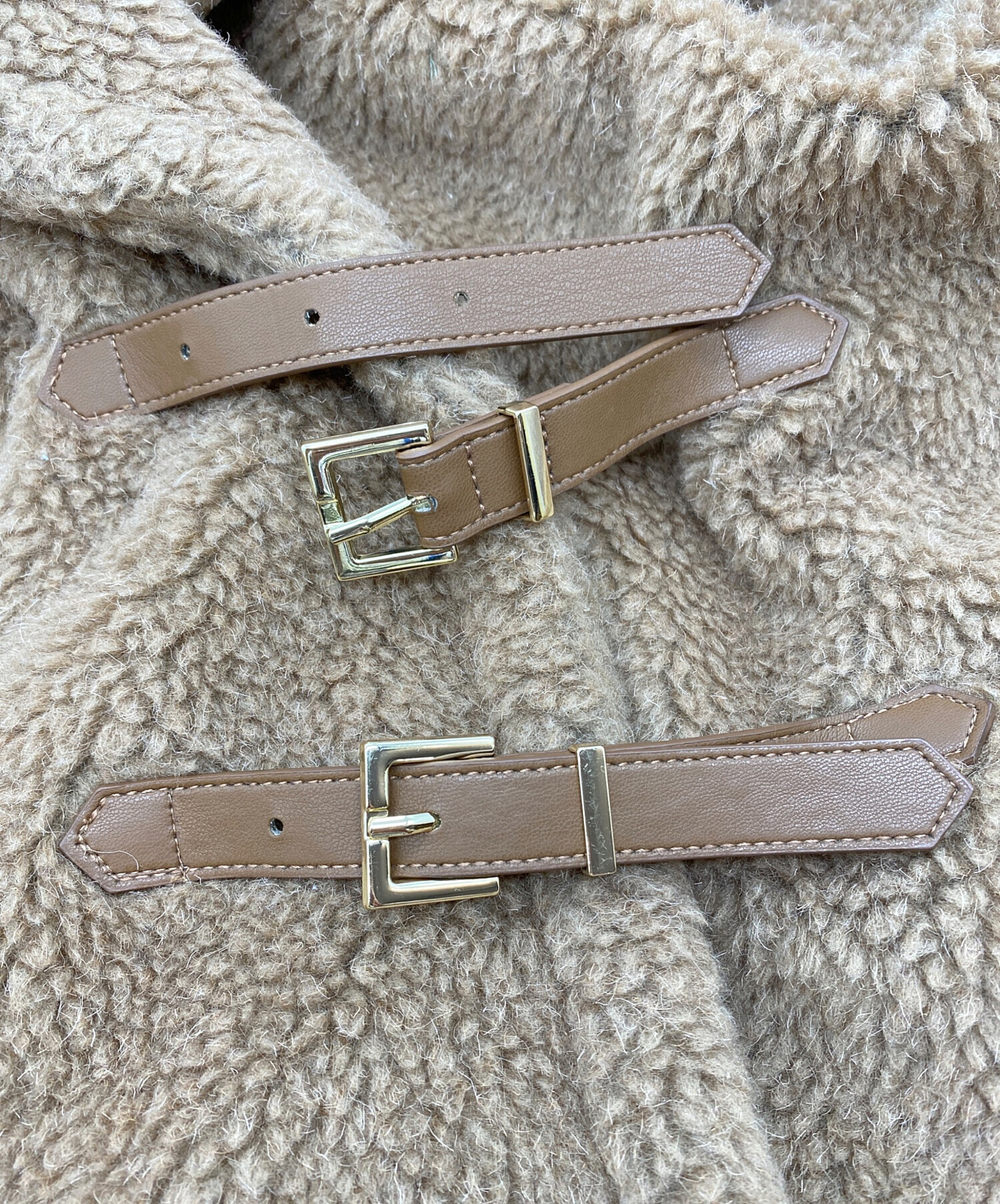 中古・古着通販】FRAY ID (フレイ アイディー) ECOPELボアポンチョ