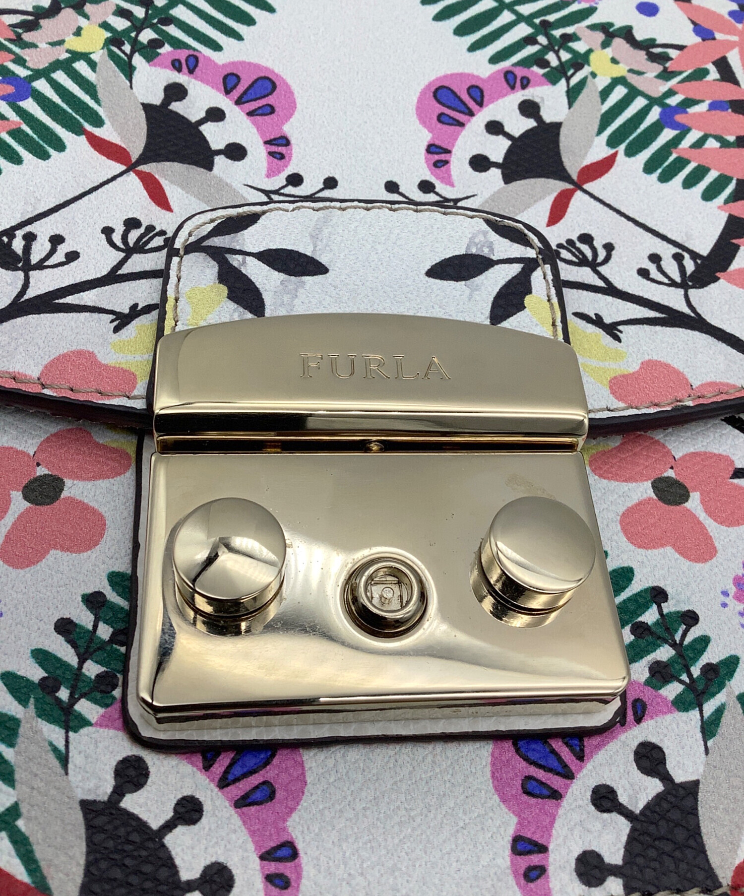 【FURLA】メトロポリス／白黒柄 中古・古着通販】FURLA (フルラ) メトロポリスクロスボディー