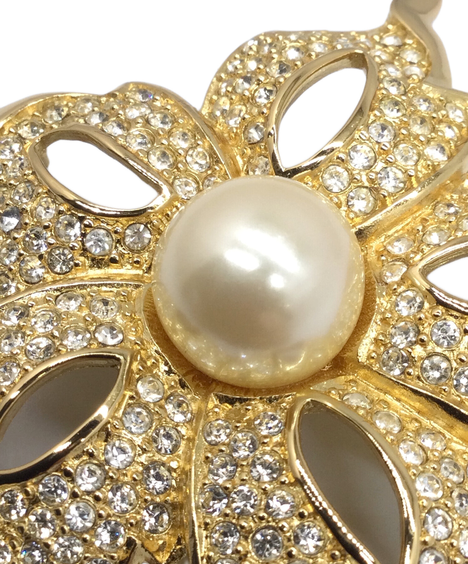 Christian Dior フラワーブローチ 希少！美品！】Christian Dior フラワー ブローチ ゴールド 入学