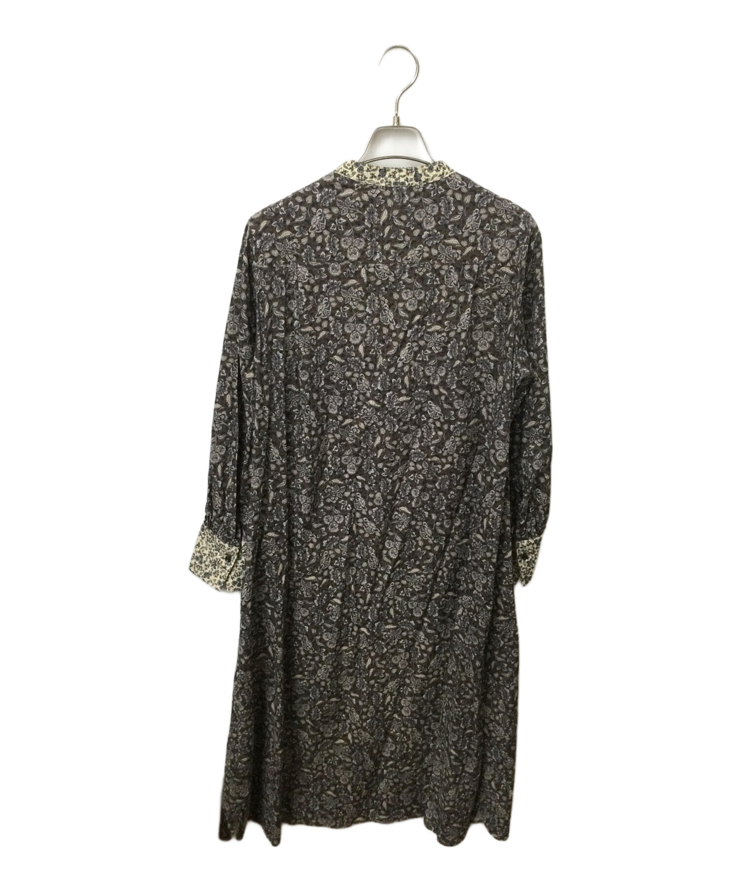 クラシアンドトリップスパブリッシング「暮らしに、ときめき」大人の為の柄ワンピース 暮らしに、ときめき」大人のための柄ワンピース - 北欧、暮らしの道具店