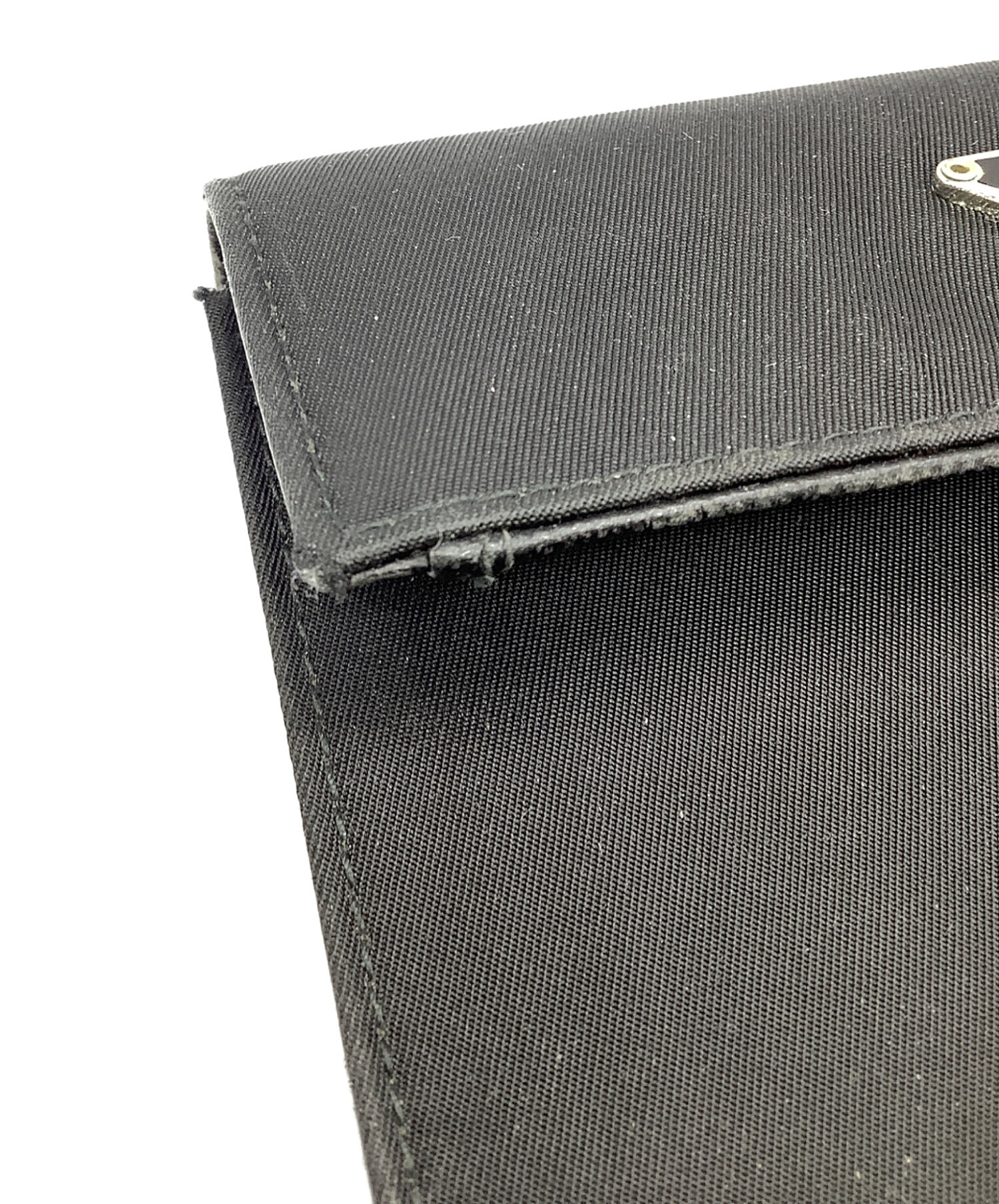 ！極美品！　PRADA プラダ　ナイロン　折り財布　85A PRADA ナイロンxサファイアーノ 二折り財布 トライアングルロゴ (PRADA