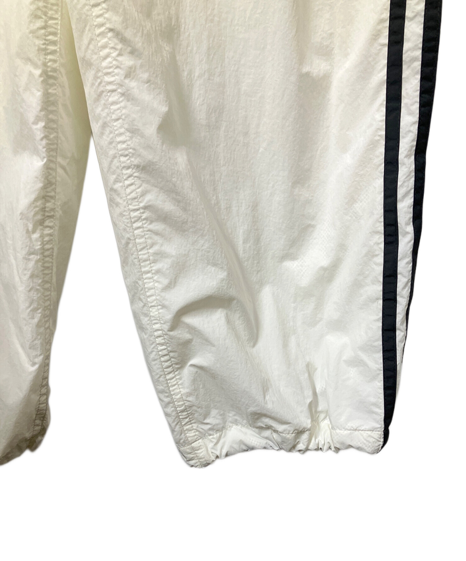 中古・古着通販】adidas (アディダス) トラックパンツ ホワイト