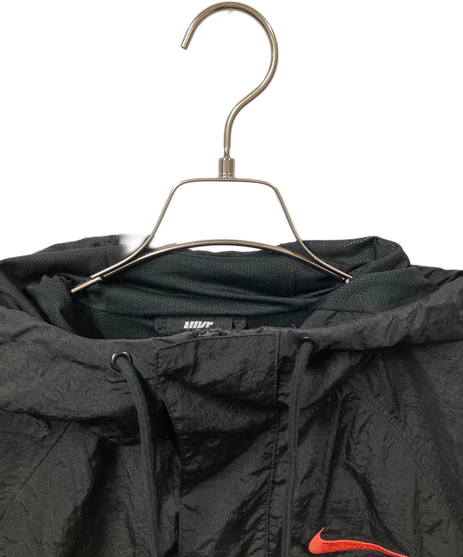 中古・古着通販】NIKE (ナイキ) SWOOSH WOVEN ANORAK JACKET ブラック