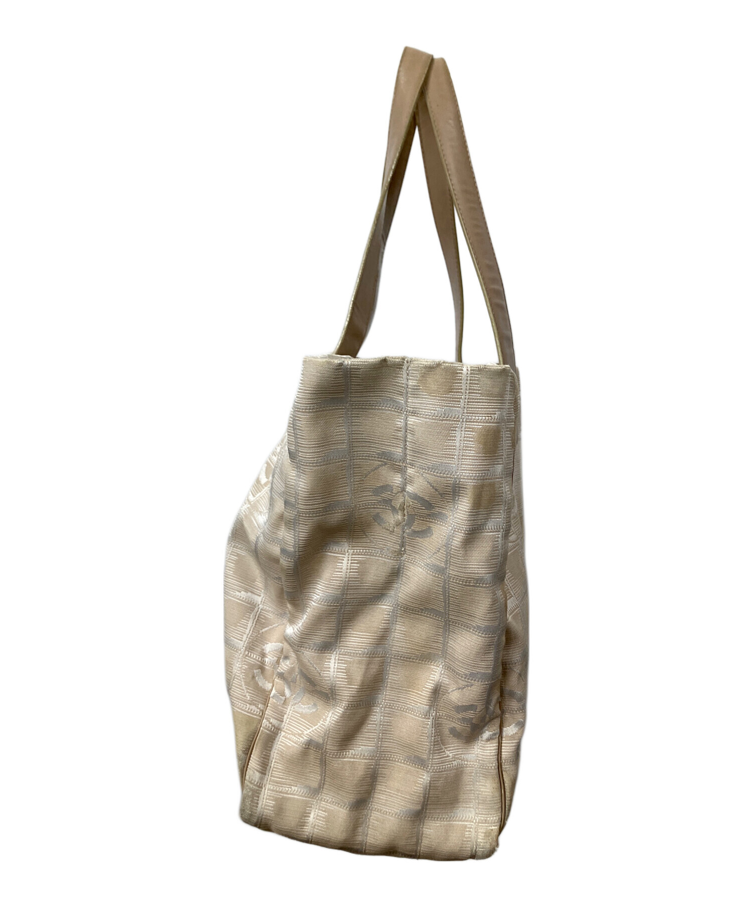 中古・古着通販】CHANEL (シャネル) ニュートラベルライン アイボリー