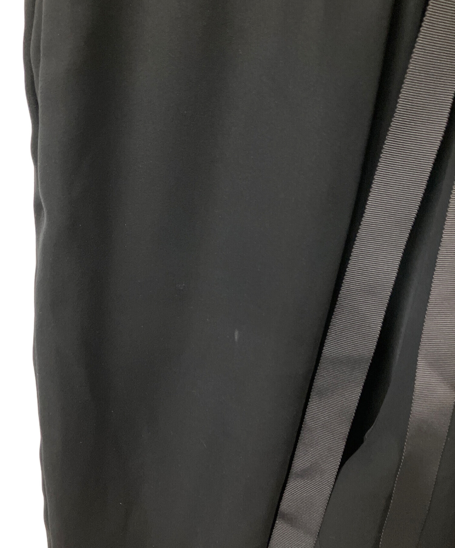 中古・古着通販】saqui (サキ) TAPERED RIBBON PANTS ブラック サイズ