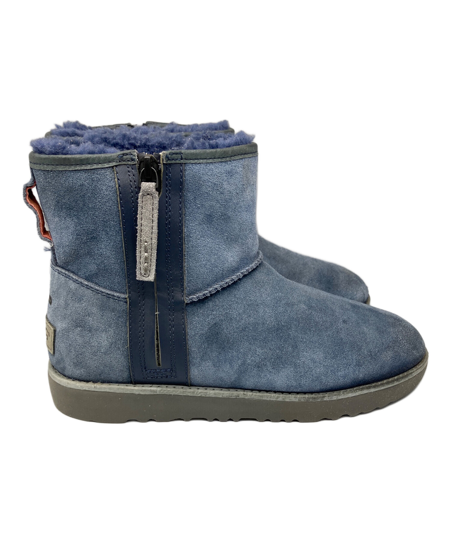 中古・古着通販】UGG (アグ) クラシック ミニ ジップ ウォーター