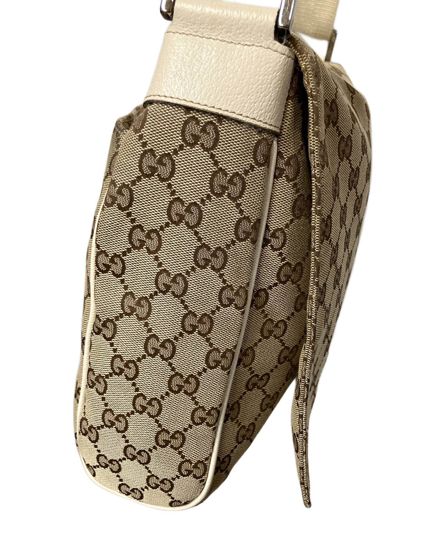 【即購入OK】美品GUCCI メッセンジャーバッグ 箱無し 中古・古着通販】GUCCI (グッチ) メッセンジャーバッグ ベージュ
