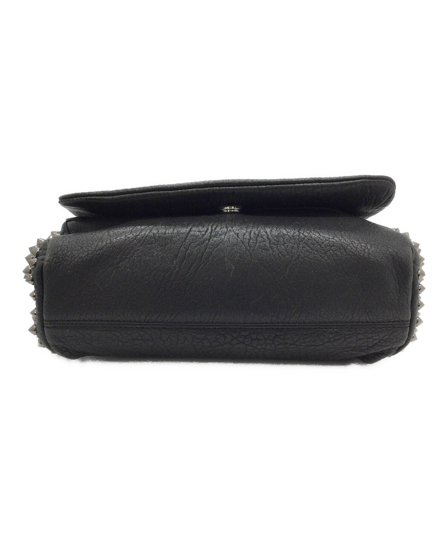 中古・古着通販】MCM (エムシーエム) スタッズショルダーバッグ
