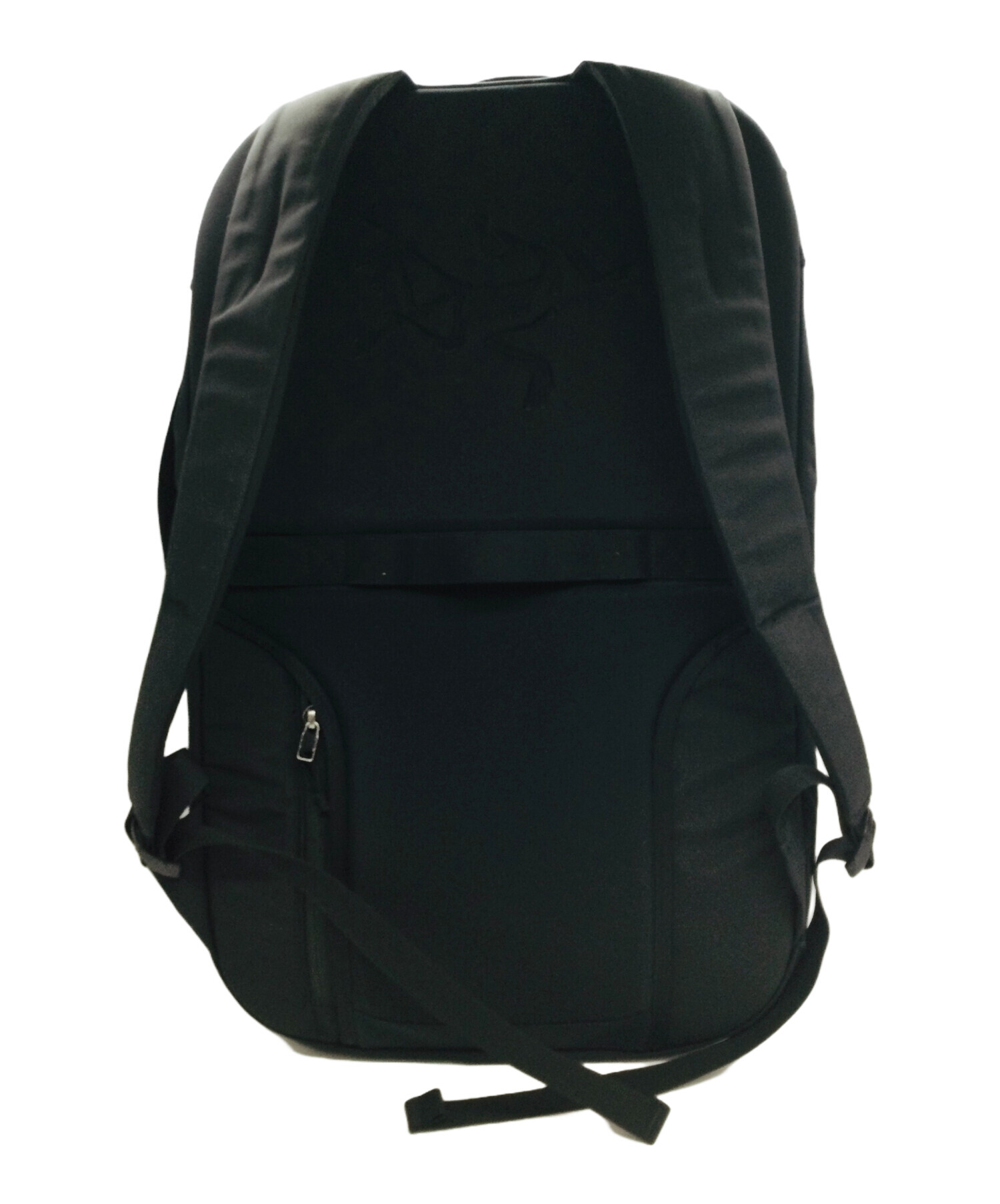ARC'TERYX 旧モデル ブラック バックパック リュックサック 中古・古着通販】ARC'TERYX (アークテリクス) リュック ブラック