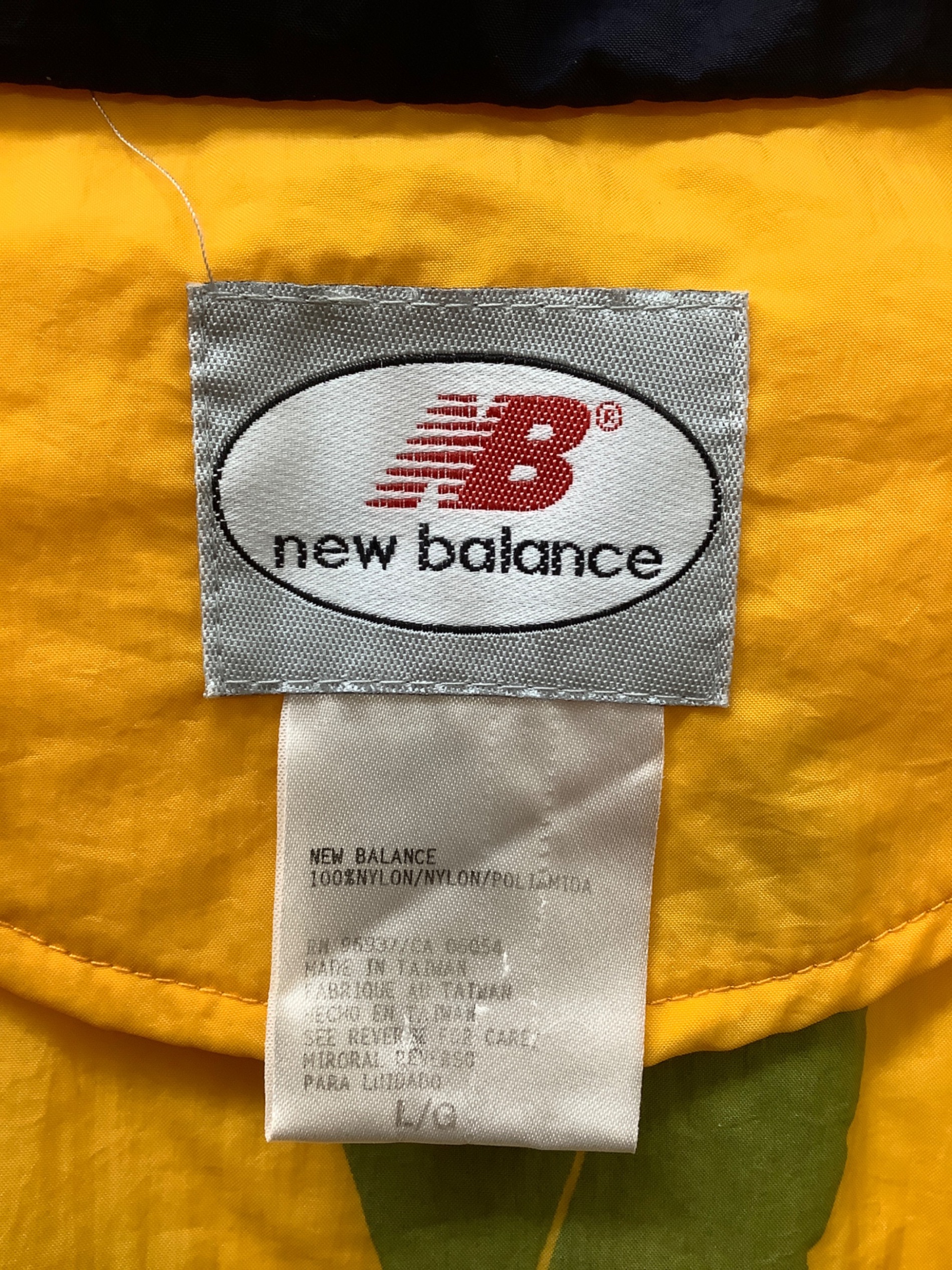 中古・古着通販】NEW BALANCE (ニューバランス) ウインドブレーカー