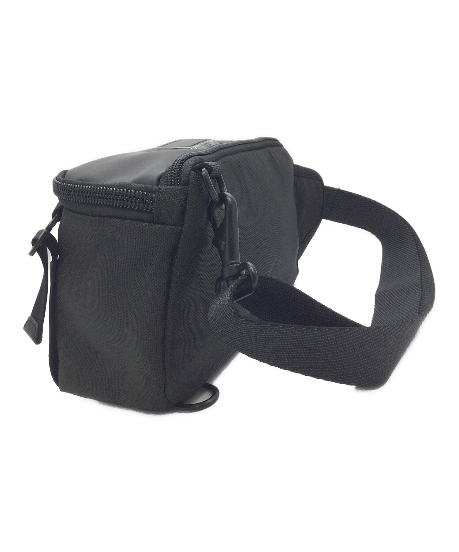 【新品未使用】TUMI ボディバッグ ブラック 中古・古着通販】TUMI (トゥミ) ボディーバッグ ブラック｜ブランド