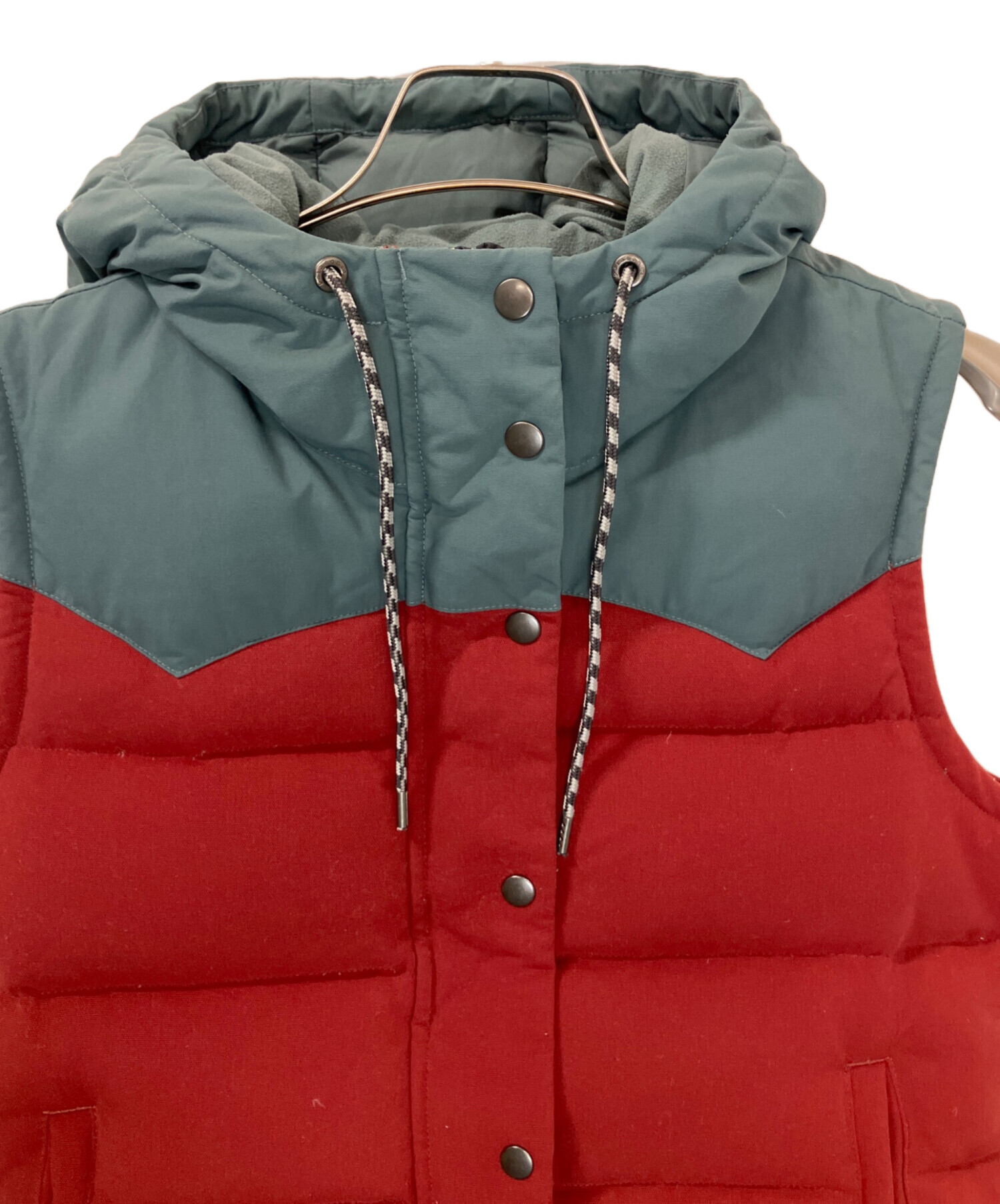 中古・古着通販】Patagonia (パタゴニア) 27746 ダウンベスト グレー 中古・古着通販】Patagonia (パタゴニア) 27746 ダウンベスト グレー