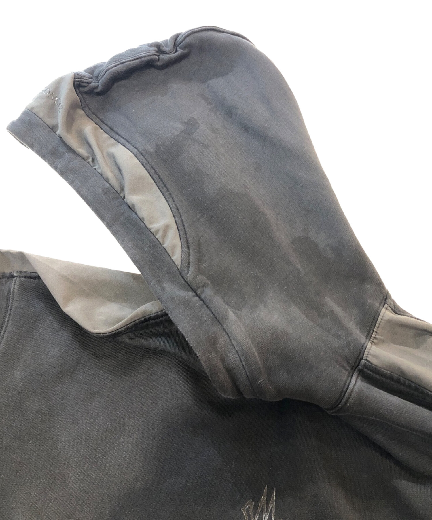 【中古】MONCLER モンクレール プルオーバーパーカー QRコード付き正規品 中古・古着通販】MONCLER (モンクレール) プルオーバーパーカー