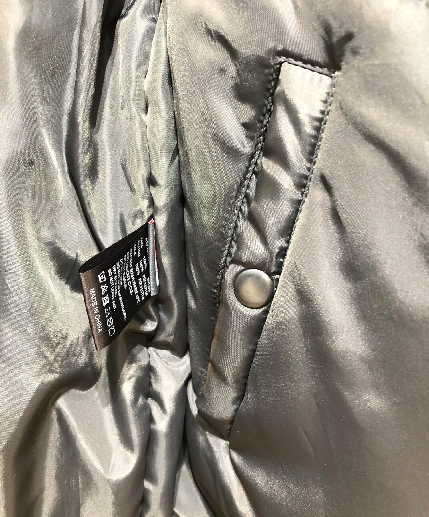 中古・古着通販】AVIREX (アヴィレックス) 中綿ジャケット ブラック
