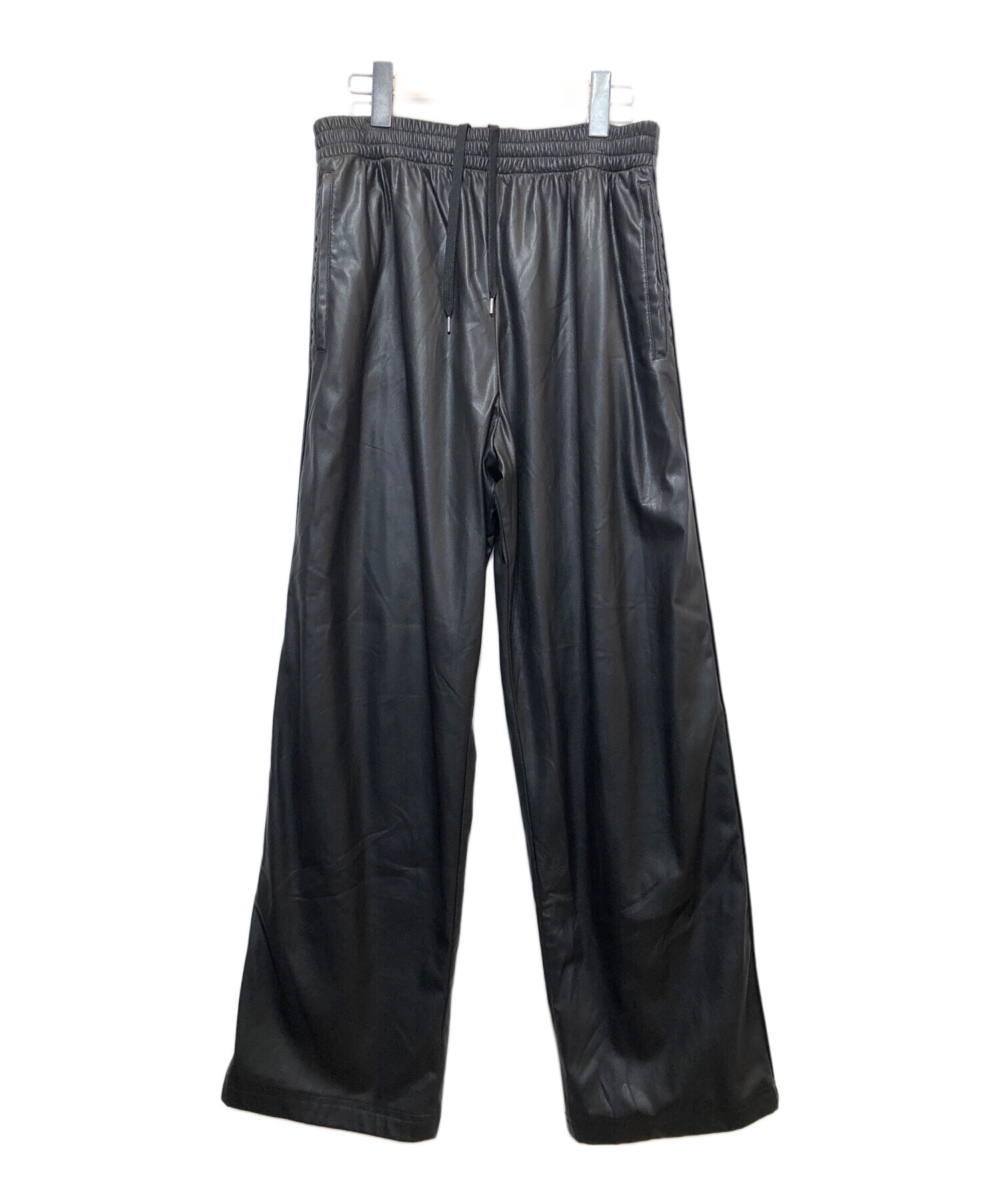 kinema レザートラックパンツ(Mサイズ) 中古・古着通販】Kinema (キネマ) シンセティックレザートラックパンツ