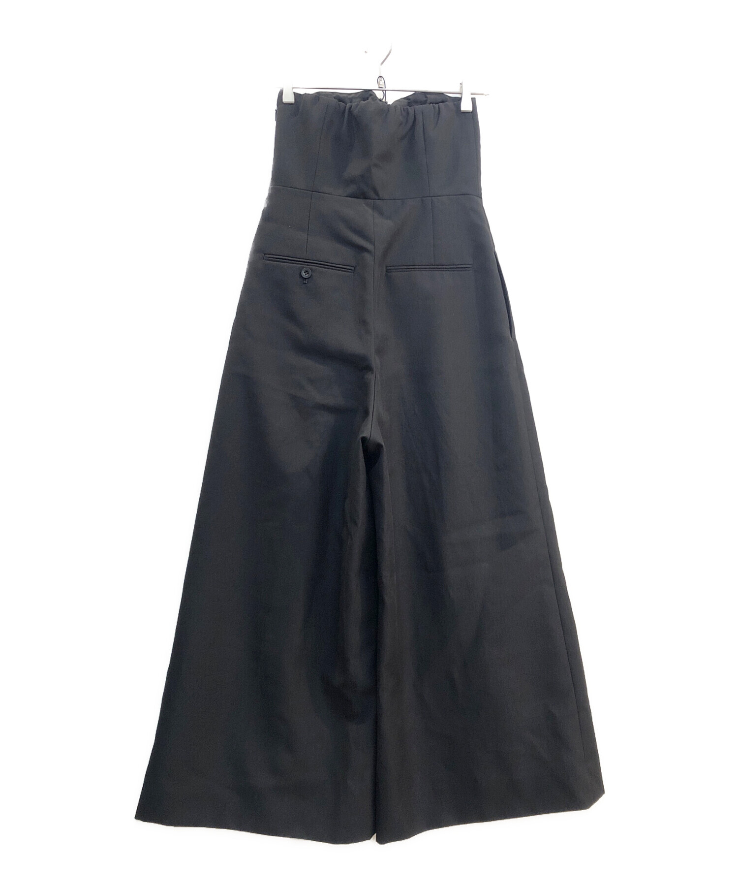 HYKE DOESKIN STRAPLESS JUMPSUIT 2 Mサイズ 黒 中古・古着通販】HYKE (ハイク) DOESKIN STRAPLESS JUMPSUIT ブラック