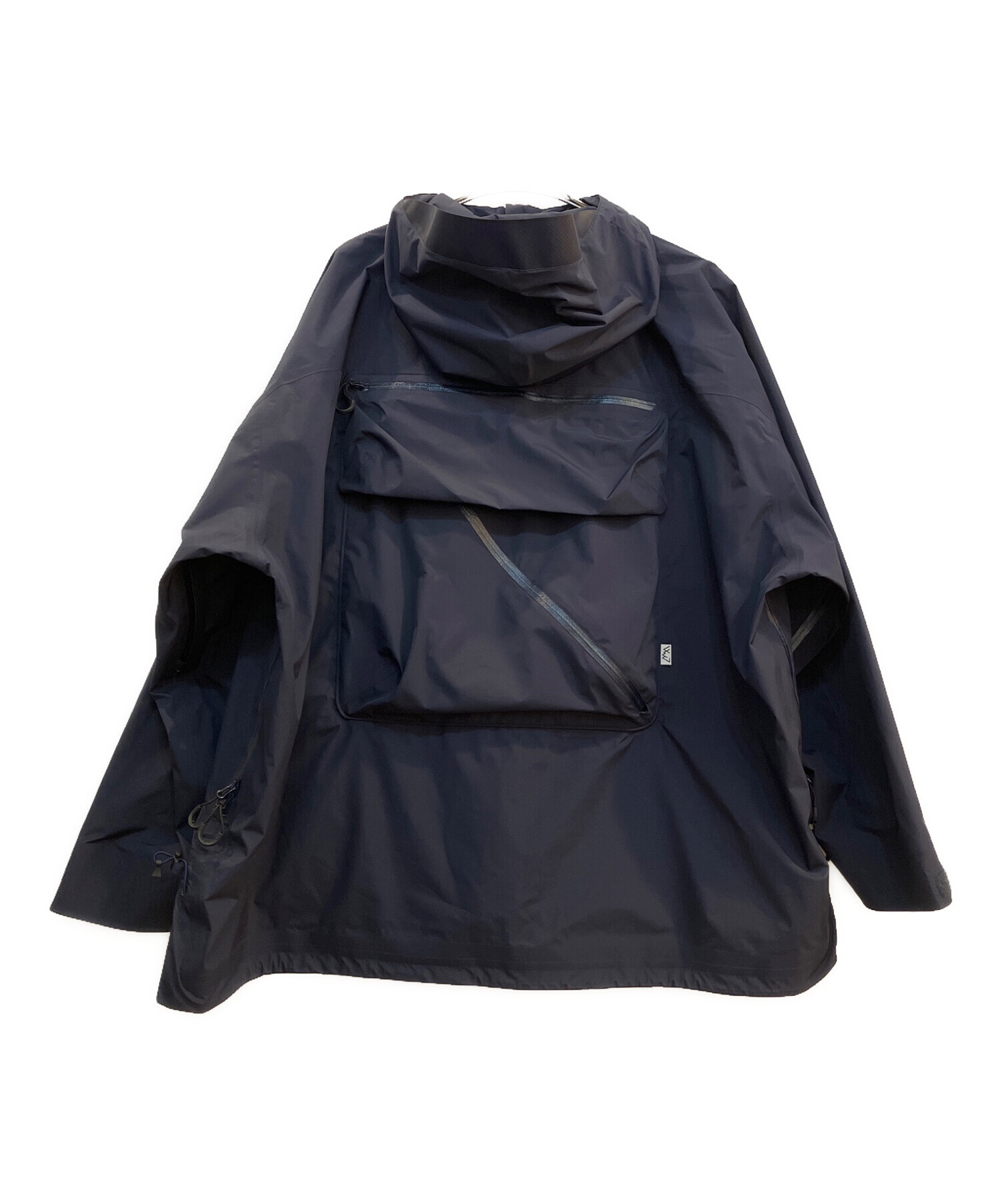 CMF outdoor garment マウンテンパーカー