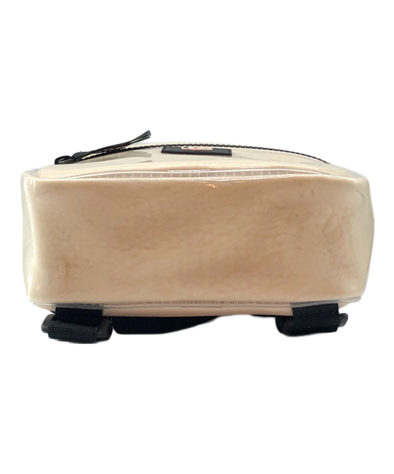 UGG アグ ボアリュック アイボリー 中古・古着通販】UGG (アグ) ミニリュック アイボリー｜ブランド・古着