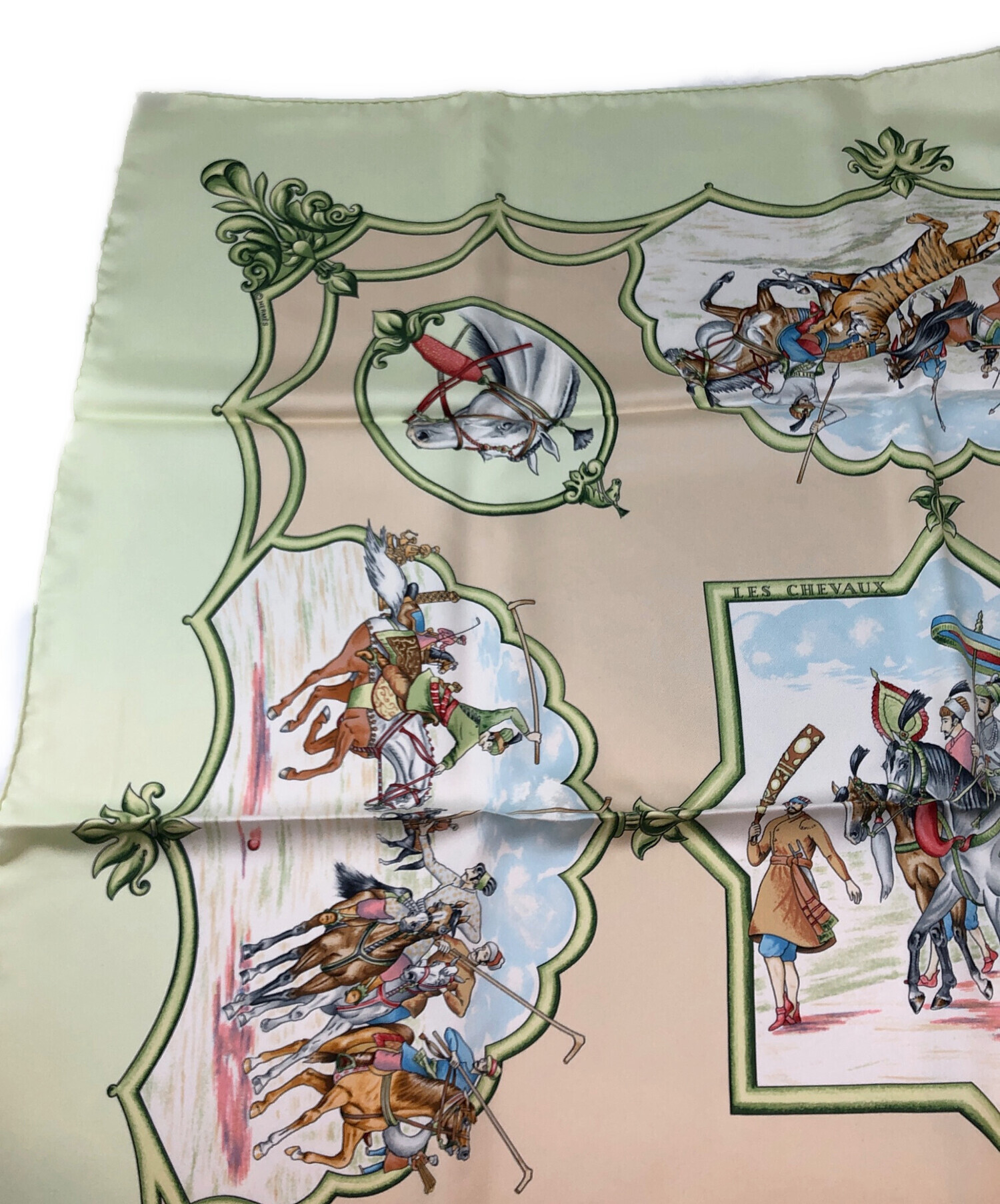 エルメス　HERMES　スカーフ　カレ90　ムガル帝国の馬 HERMES（エルメス） スカーフ カレ90 editees par 競走馬 レディース