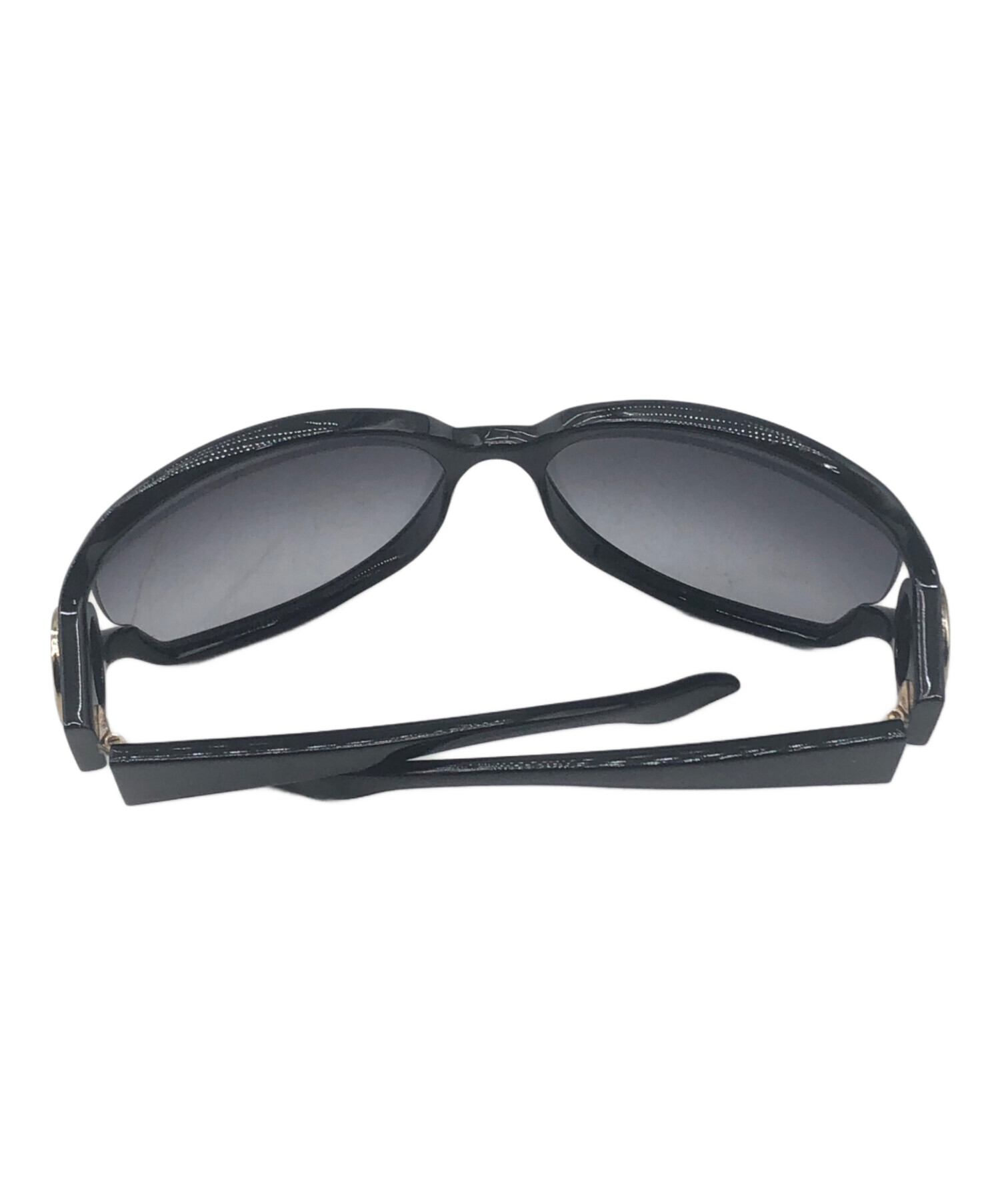 【美品】GUCCI　グッチ　サングラス　D28JJ　3988 中古・古着通販】GUCCI (グッチ) サングラス D28JJ ブラック｜ブランド