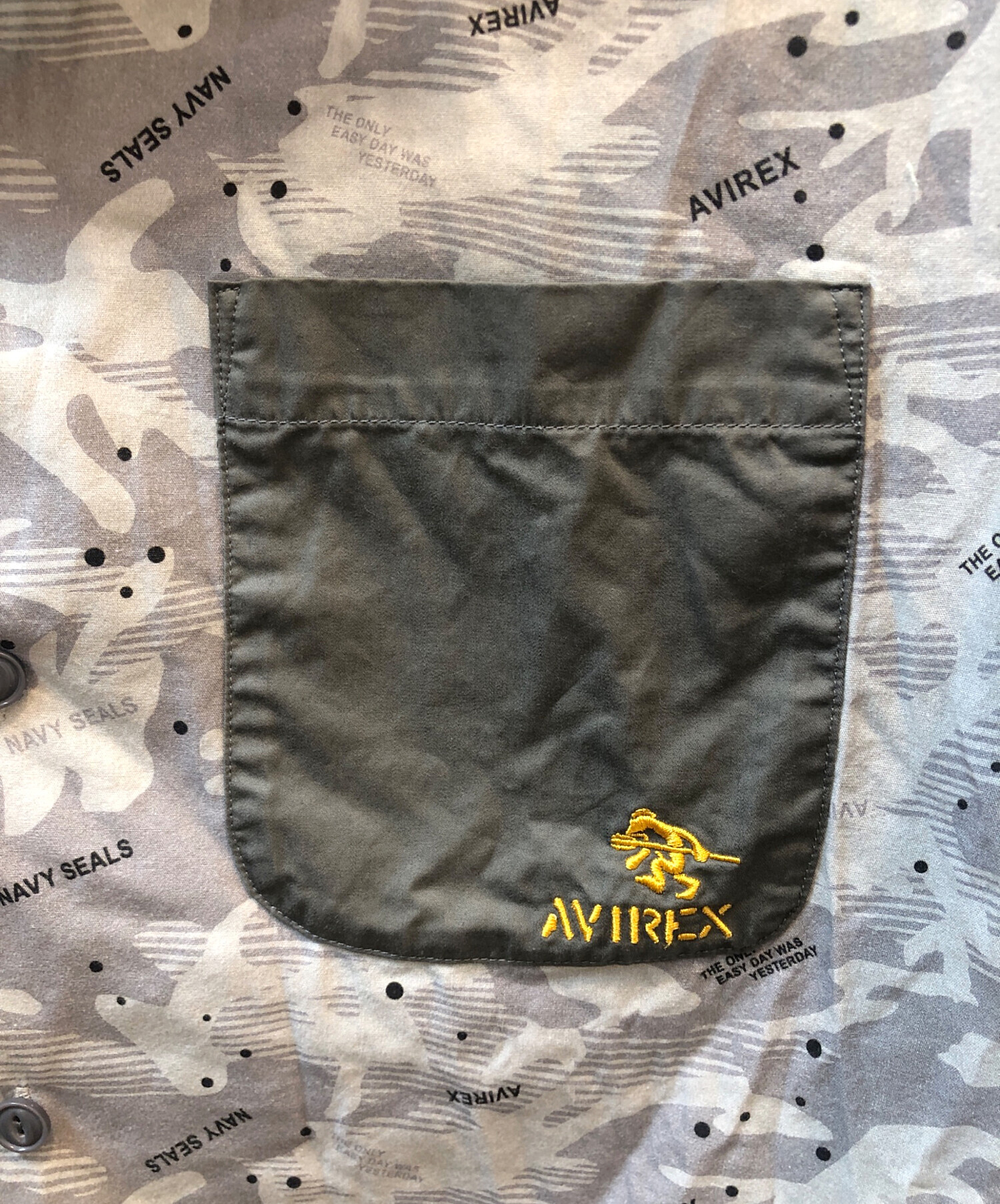 中古・古着通販】AVIREX (アヴィレックス) 半袖シャツ グレー サイズ