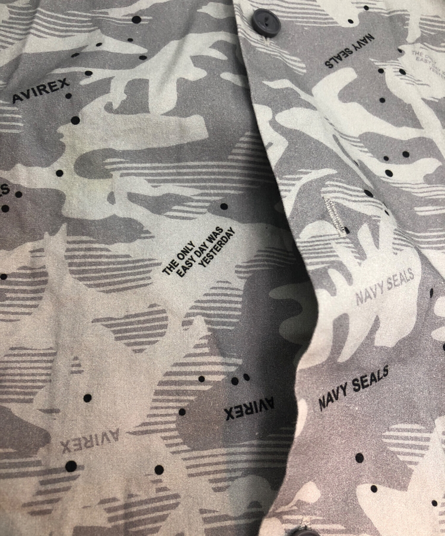 中古・古着通販】AVIREX (アヴィレックス) 半袖シャツ グレー サイズ