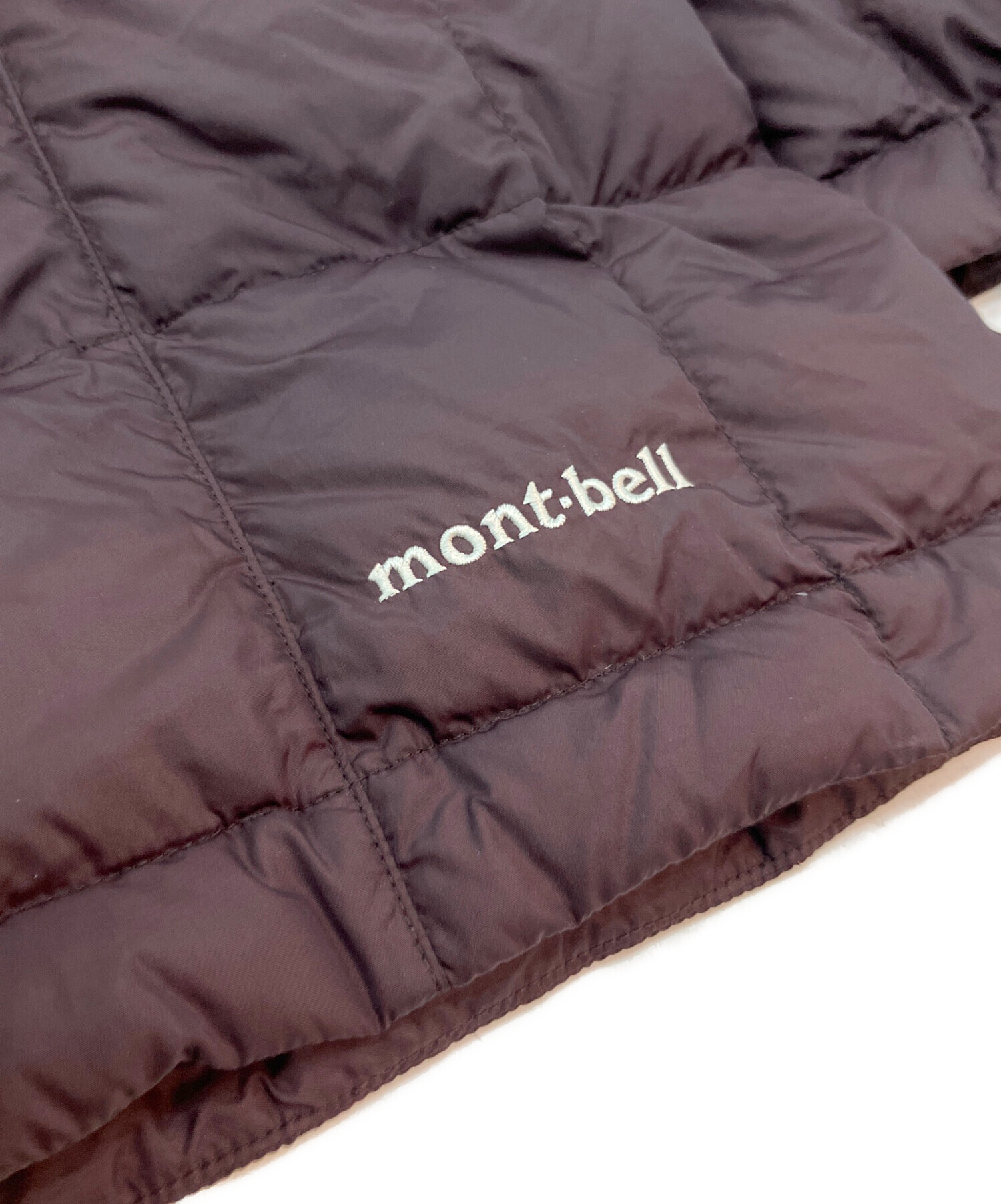 【極美品】 montbell モンベル　ダウンハンテン　ワインレッド　Ｓ 中古・古着通販】mont-bell (モンベル) ダウンハンテン ワインレッド