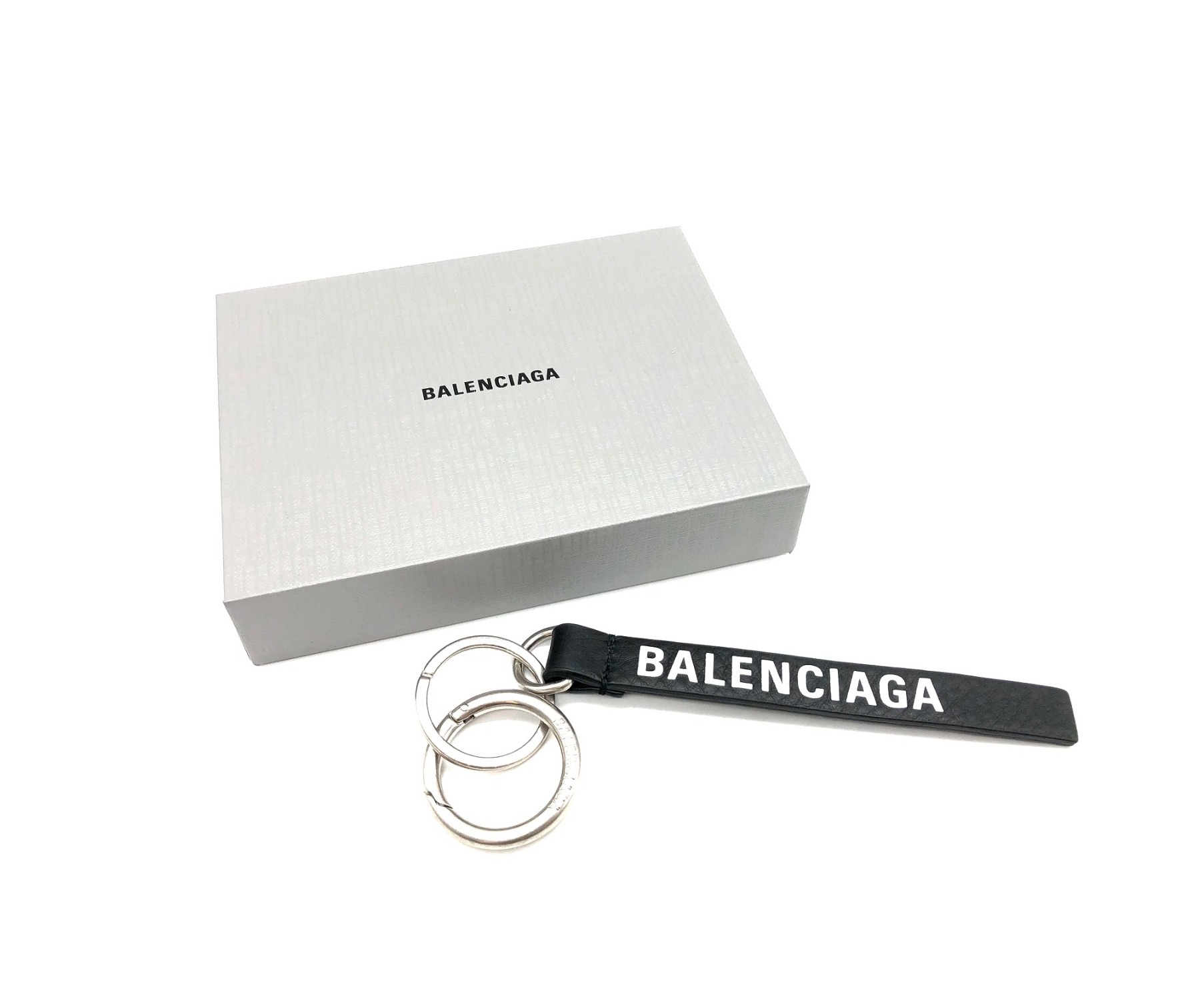 激レア　正規品　バレンシアガ　Beijing開店記念　キーリング 中古・古着通販】BALENCIAGA (バレンシアガ) キーリング｜ブランド