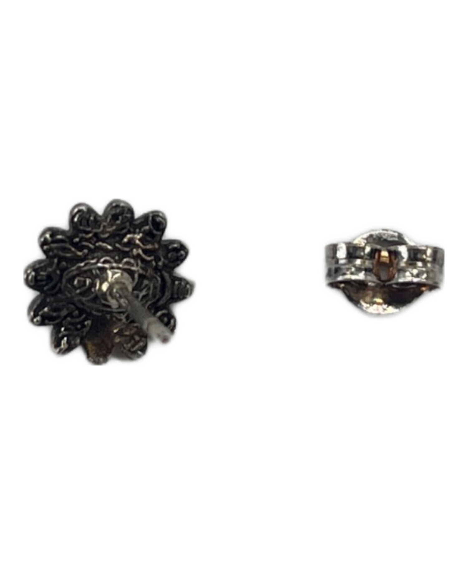 中古品　GUCCIピアス(値下げしました。) 楽天市場】グッチ GUCCI ピアス GG ロゴ スタッズ K18WG 【中古