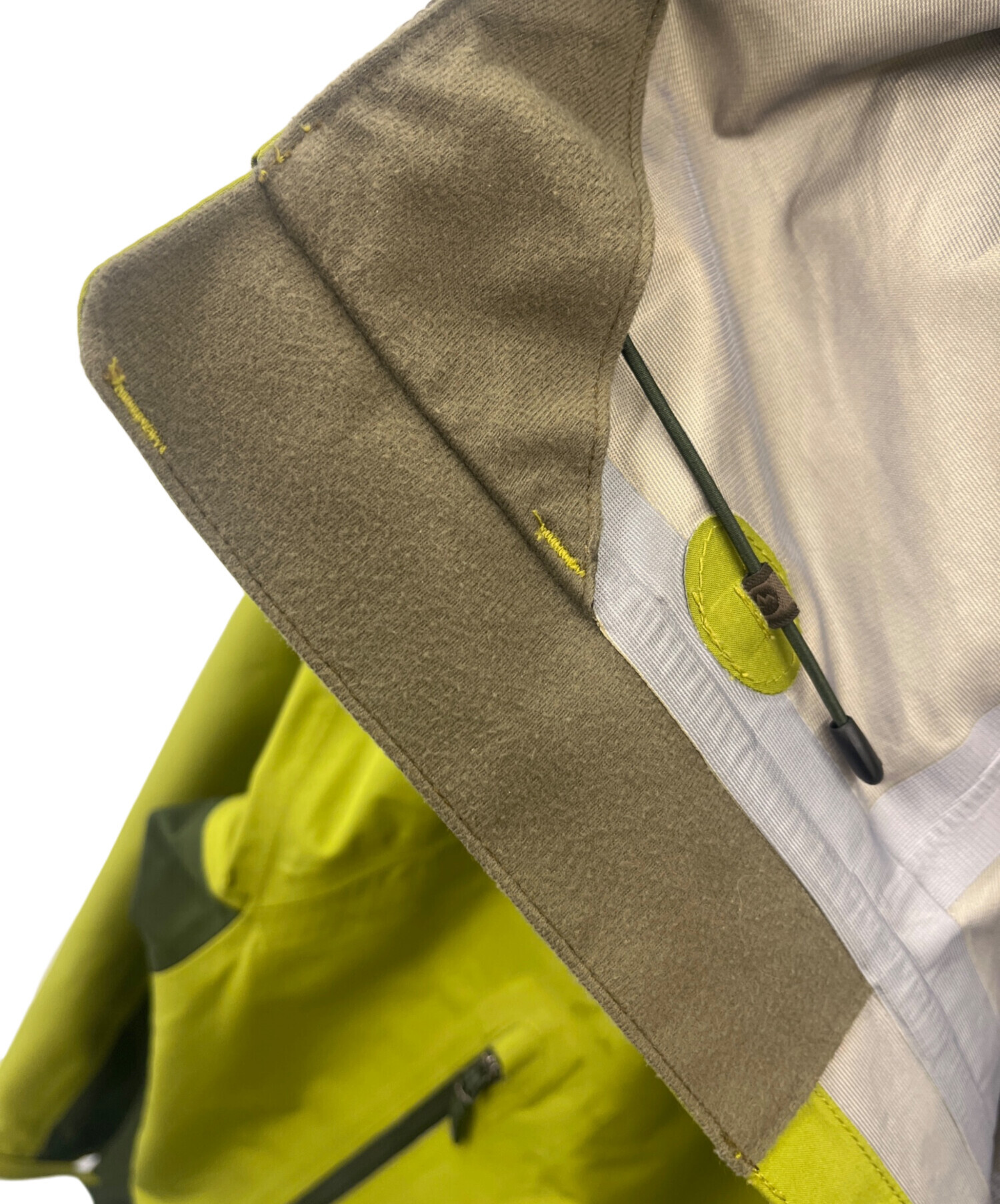 中古・古着通販】MARMOT (マーモット) マウンテンパーカー グリーン