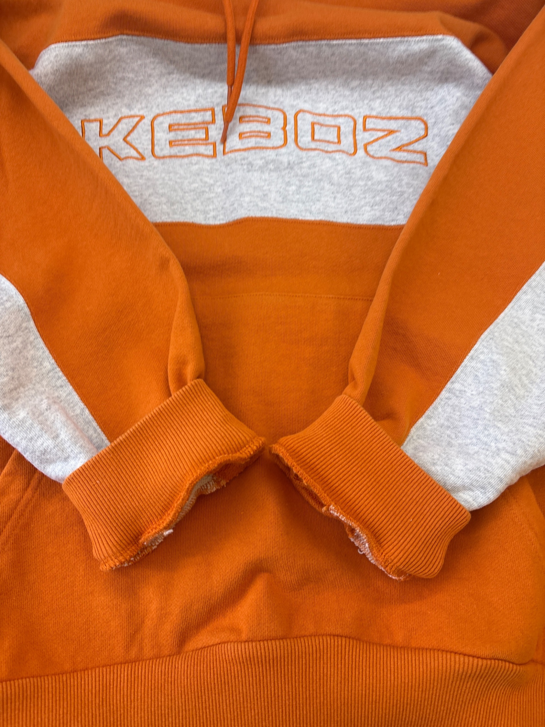 中古・古着通販】KEBOZ (ケボズ) KEBOZ プルオーバーパーカー オレンジ