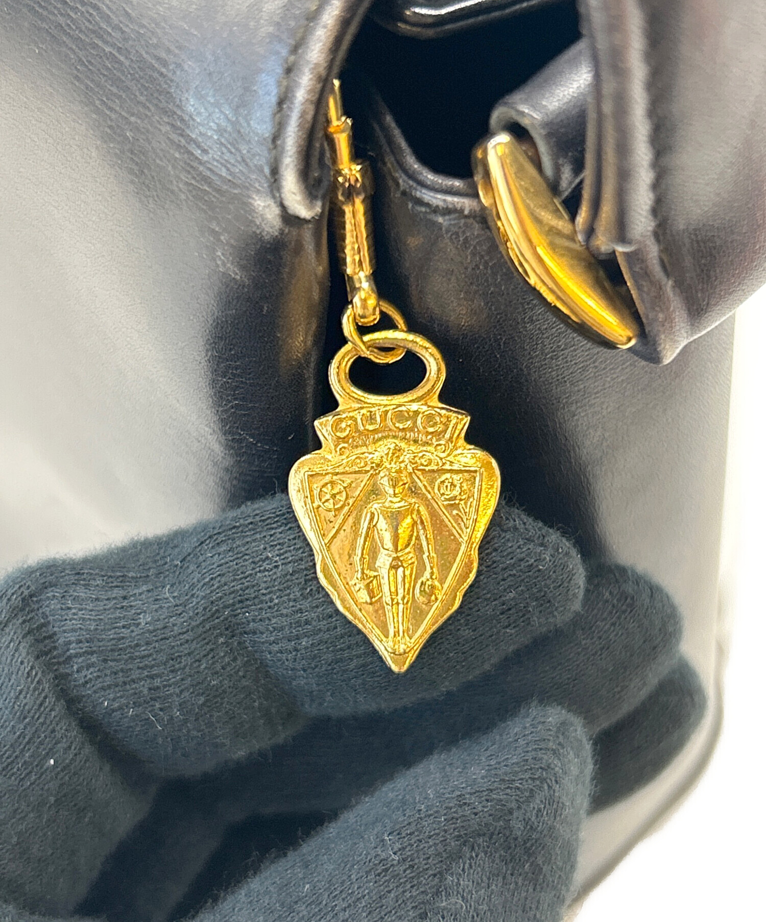 GUCCI グッチ オールドグッチ ロゴ 金具 ターンロック 中古・古着通販】GUCCI (グッチ) GUCCI OLD GUCCI ターンロック Gロゴ
