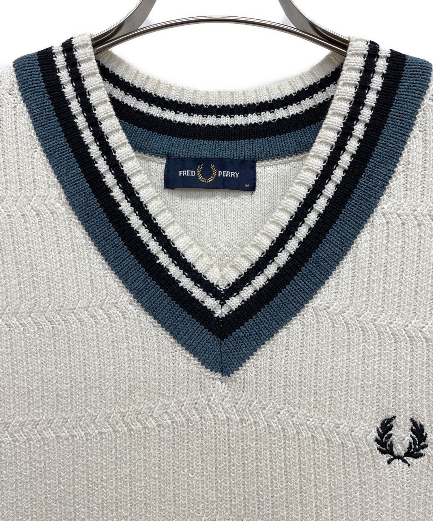 中古・古着通販】FRED PERRY (フレッドペリー) ニットベスト ホワイト