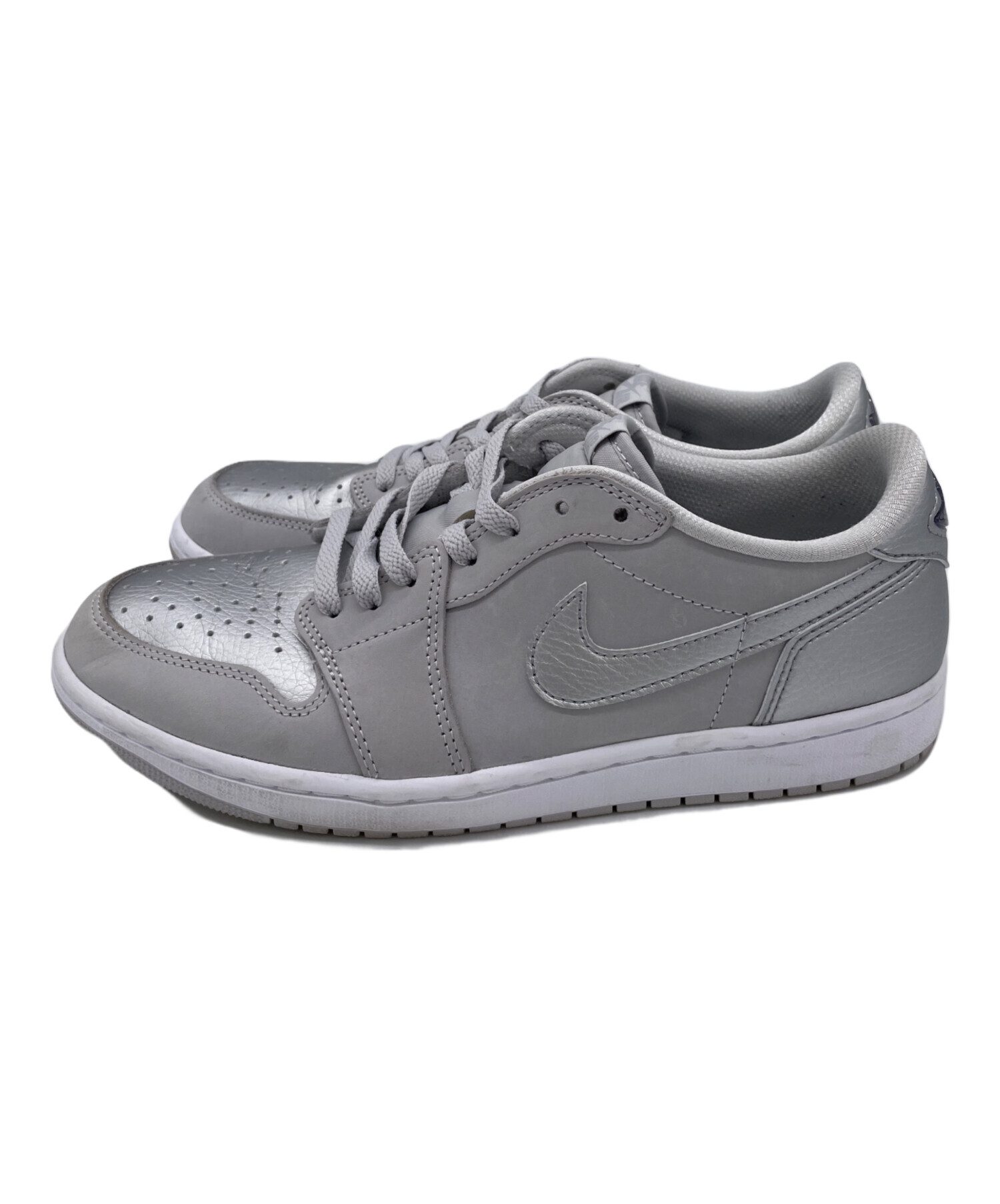 中古・古着通販】NIKE (ナイキ) スニーカー ライトグレー サイズ:28.5 