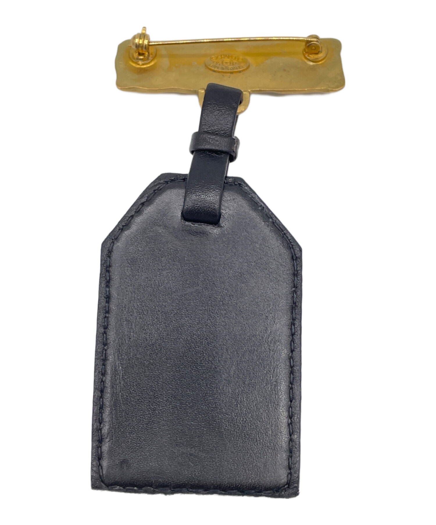 シャネル　ネームタグ　ブローチ 中古・古着通販】CHANEL (シャネル) ネームタグブローチ ブラック