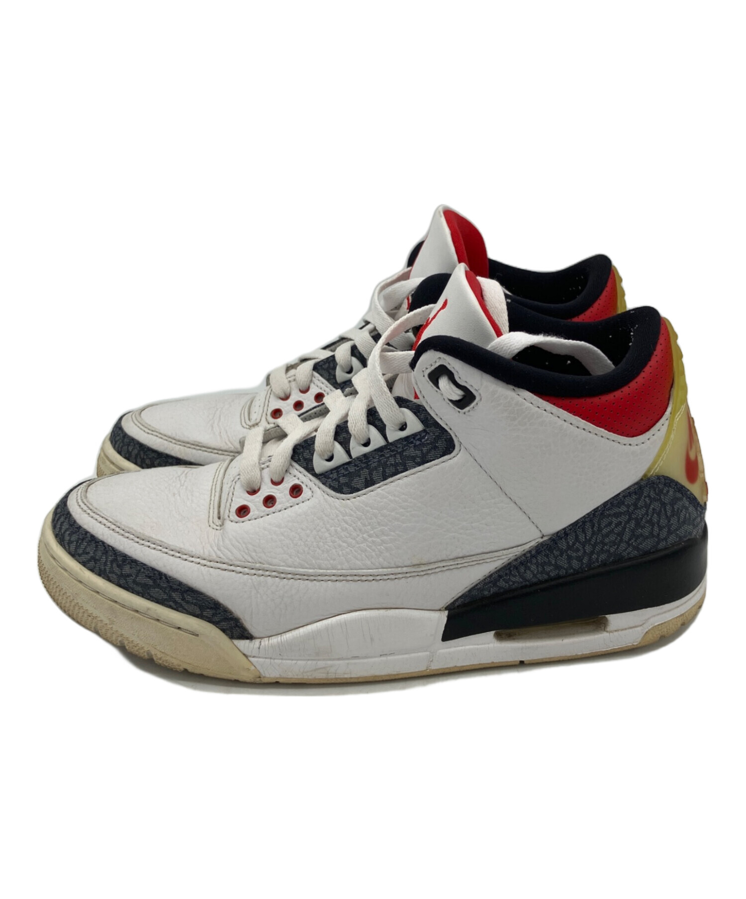 Nike ホワイト スニーカー 中古・古着通販】NIKE (ナイキ) スニーカー ホワイト×レッド サイズ:27