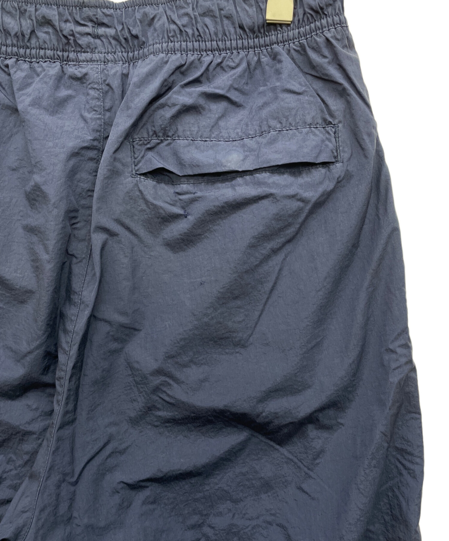 中古・古着通販】NIKE (ナイキ) ナイロンパンツ ネイビー サイズ:L
