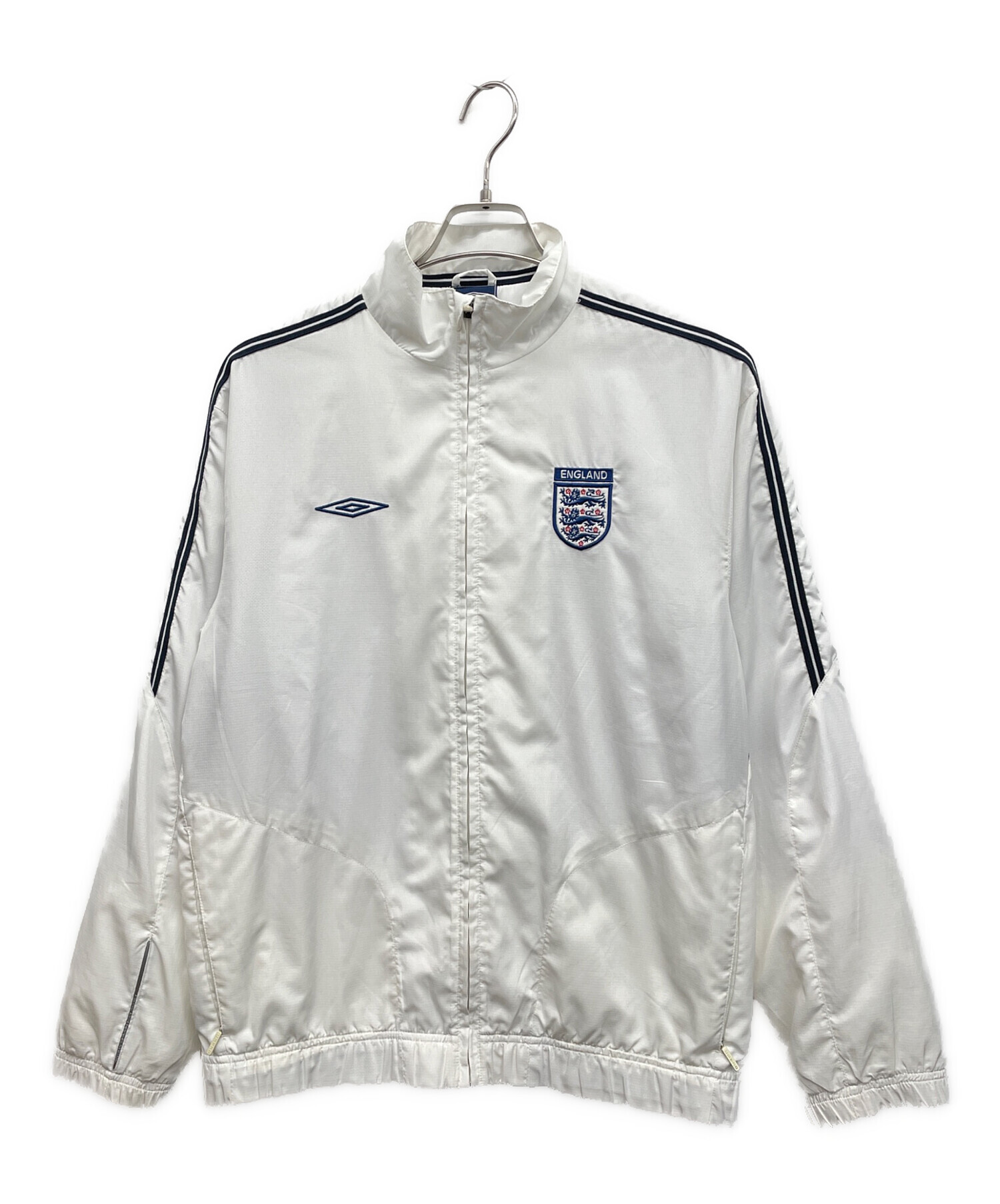 umbro ナイロンジャケット ホワイト/ネイビー 中古・古着通販】UMBRO (アンブロ) ナイロンジャケット ホワイト