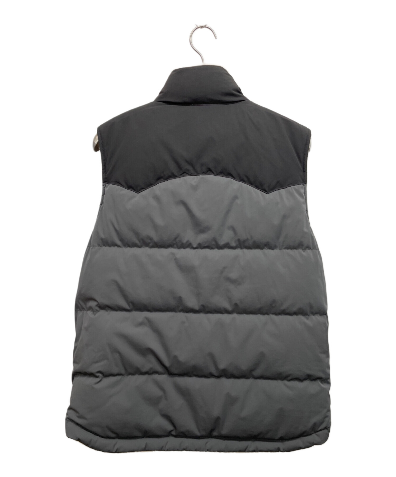 専用出品patagonia リバーシブル ビビーズ ダウンベスト フォージグレー 中古・古着通販】Patagonia (パタゴニア) リバーシブル・ビビー