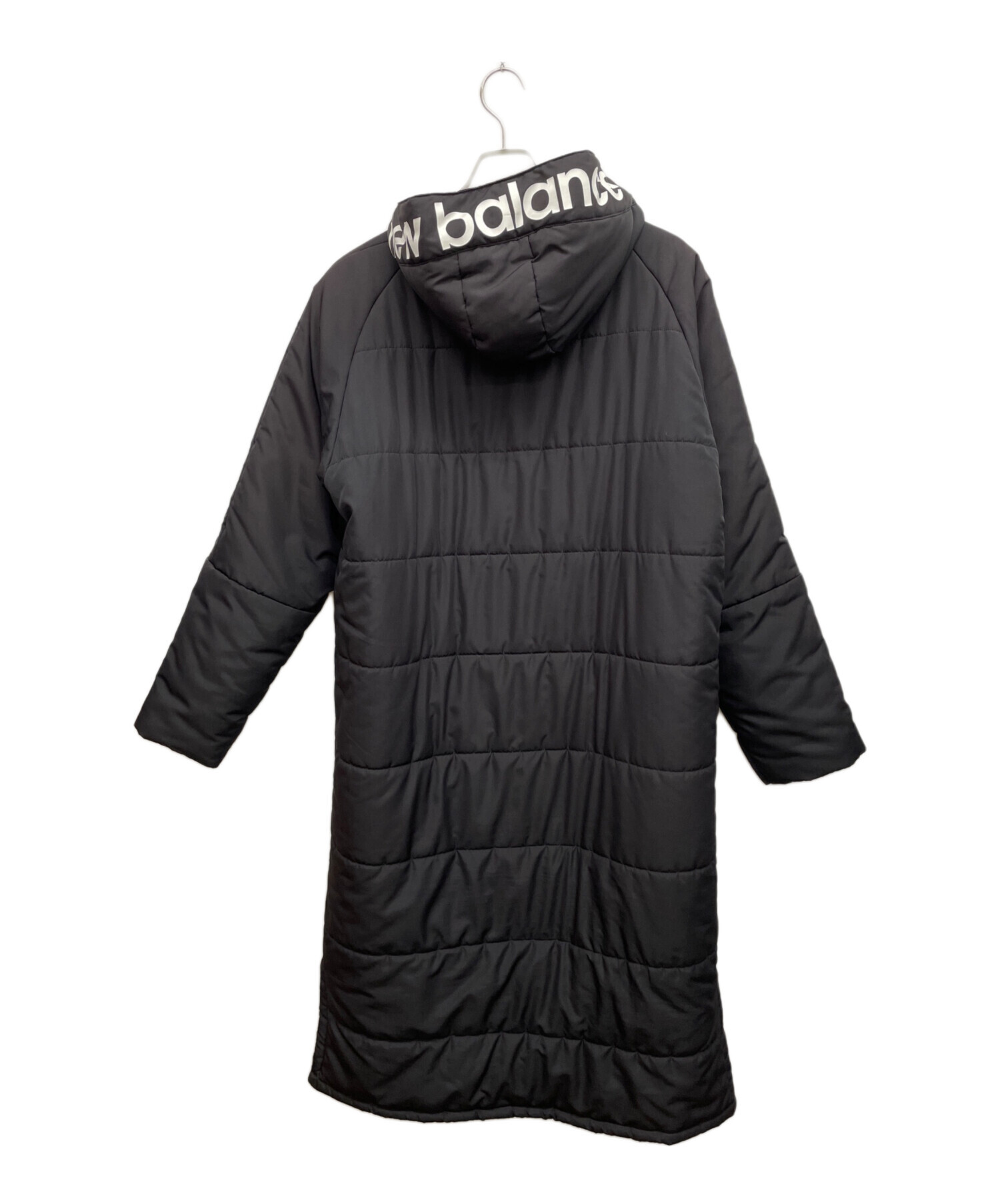 ［New Balance］ライトグレー/ブラック ベンチコートSサイズ 中古・古着通販】NEW BALANCE (ニューバランス) ベンチコート ブラック