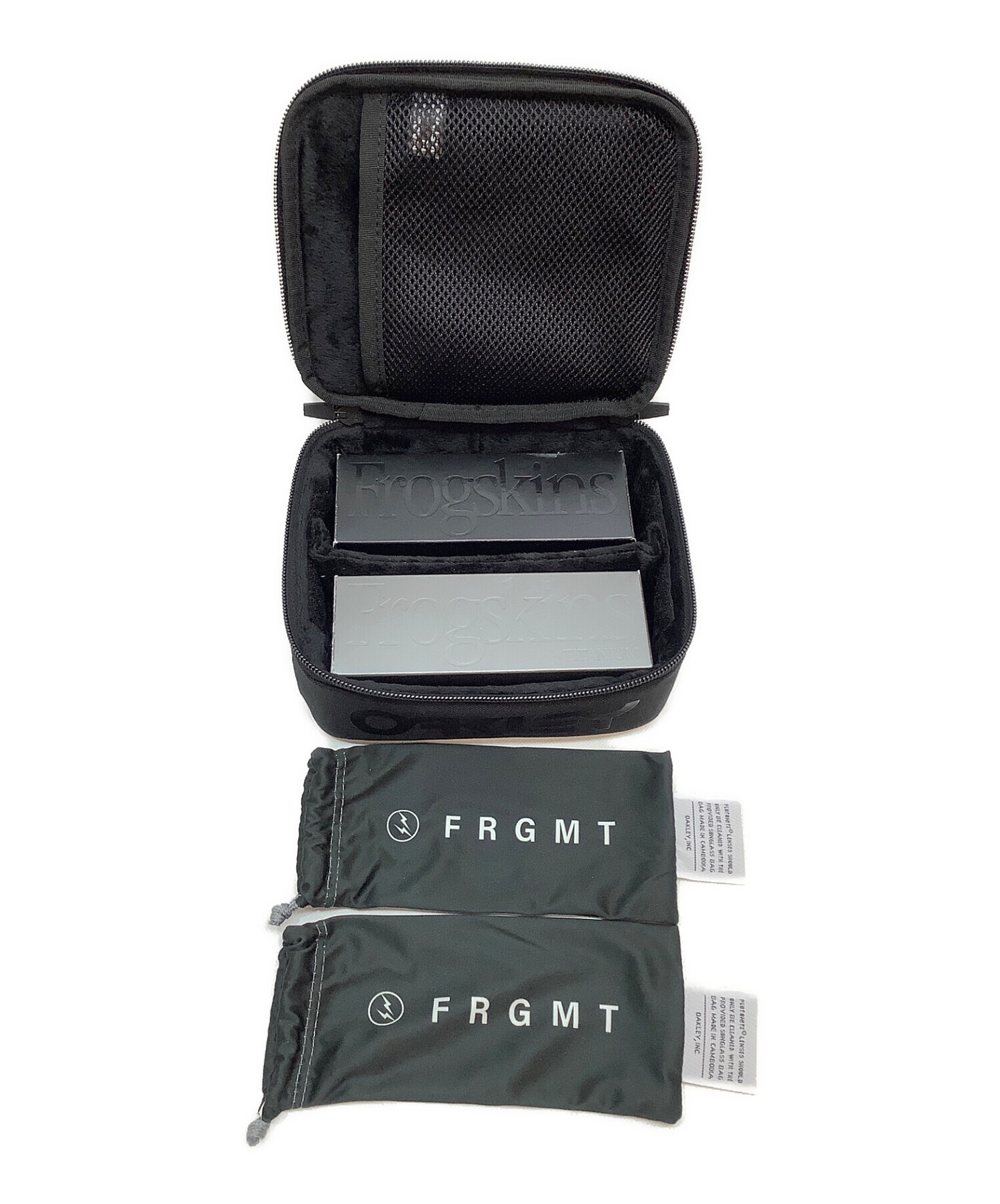 中古・古着通販】OAKLEY (オークリー) FRAGMENT DESIGN 中古・古着通販】OAKLEY (オークリー) FRAGMENT DESIGN