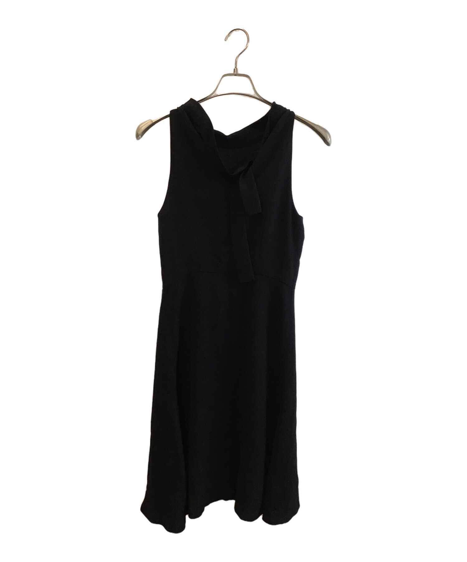 新品 Theory セオリー ワンピース ブラック 4 BETTY 2 黒 無地 中古・古着通販】theory (セオリー) ワンピース ブラック サイズ:2