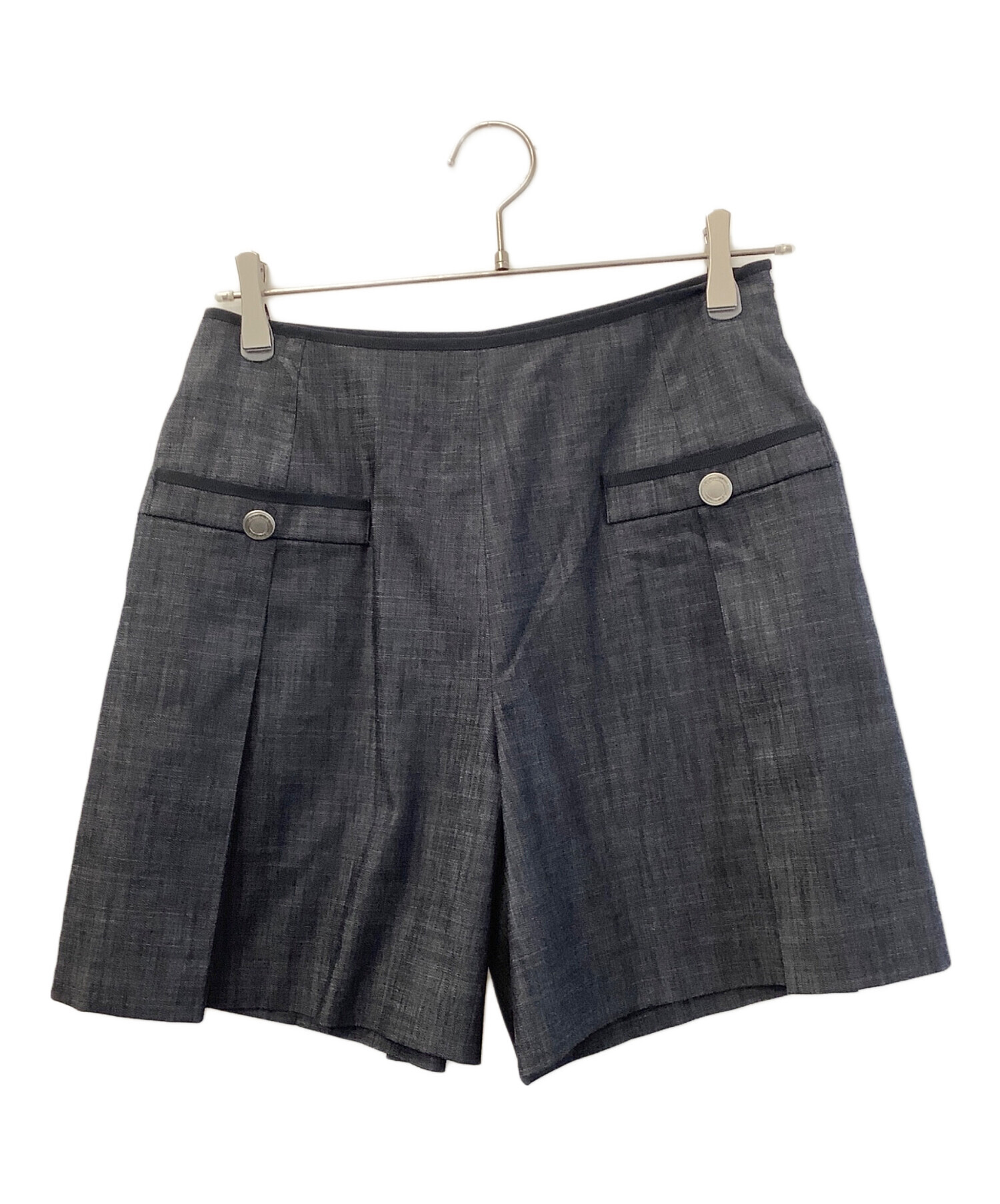 ADEAM ネイビー ボタン付きショートパンツ 中古・古着通販】ADEAM (アディアム) ショートパンツ グレー サイズ:M