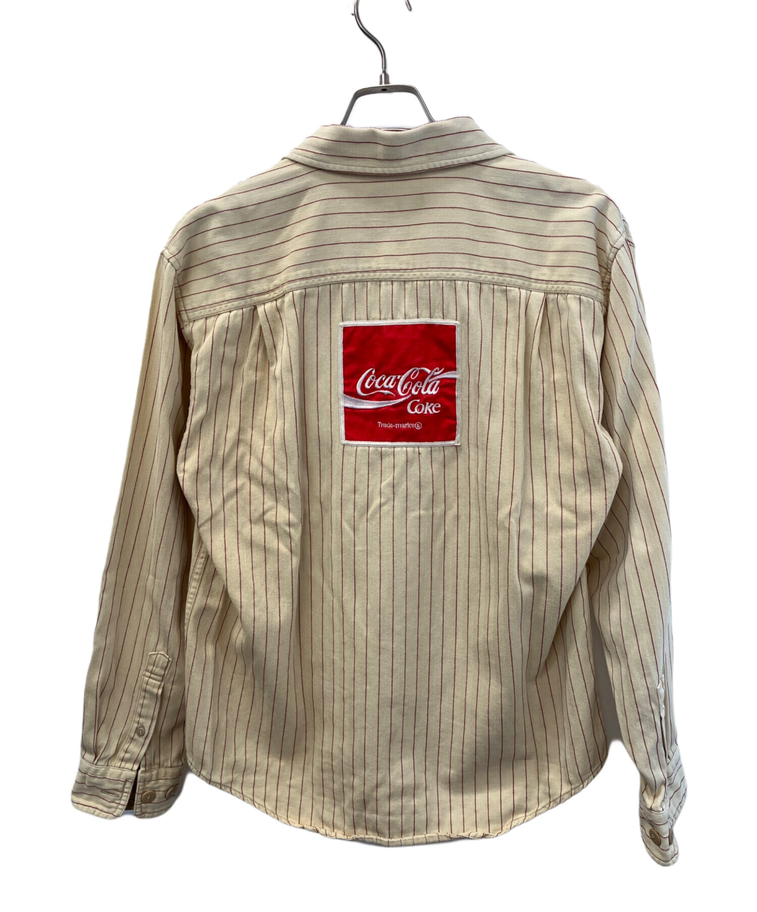 中古・古着通販】Coca Cola (コカコーラ) 長袖シャツ ベージュ サイズ