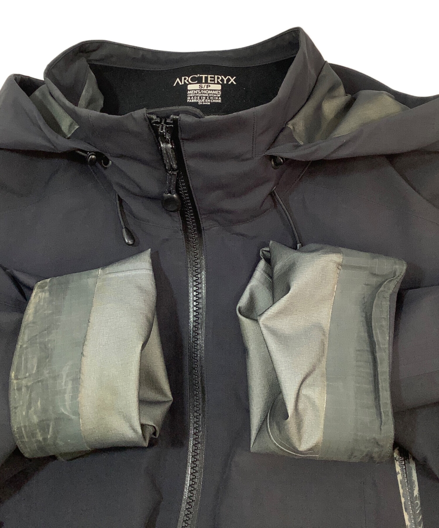 中古・古着通販】ARC'TERYX (アークテリクス) マウンテンパーカー