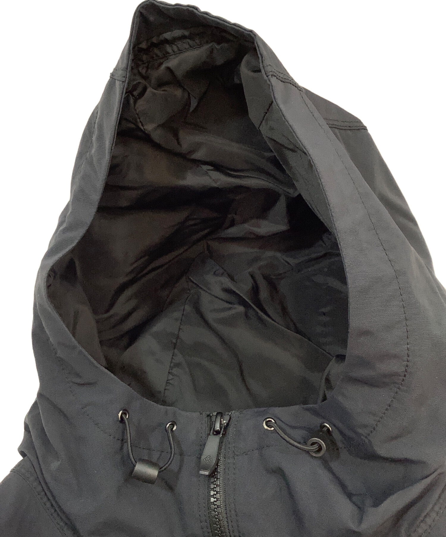 中古・古着通販】Columbia (コロンビア) ナイロンパーカー ブラック