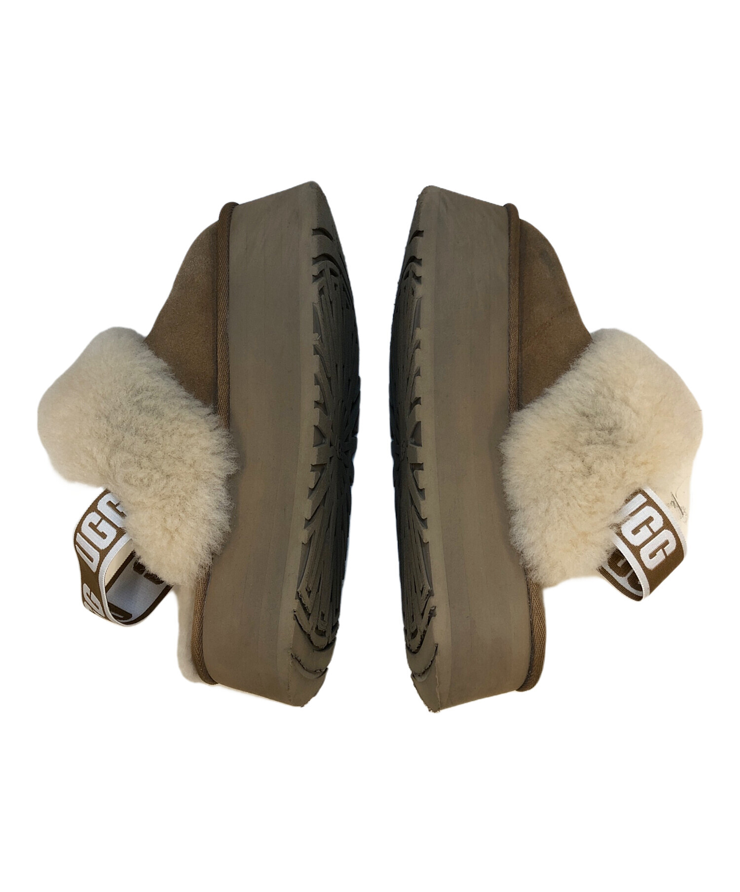 中古・古着通販】UGG (アグ) 厚底サンダル ベージュ サイズ:23