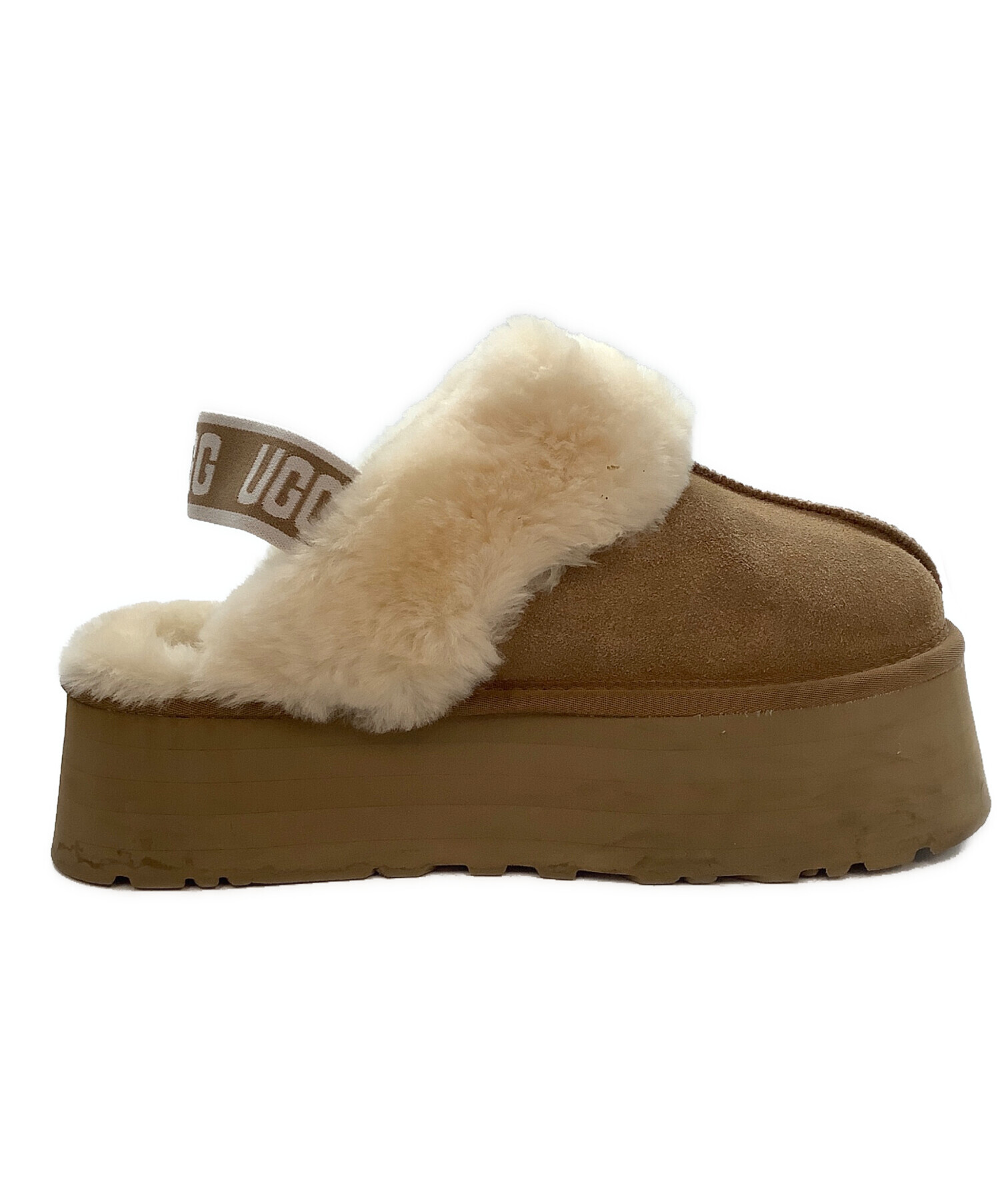 ⭐️UGG ⭐️アグファンケットFUNKETTE♡ベージュ25㎝【入手困難カラー❣️】 中古・古着通販】UGG (アグ) FUNKETTE ベージュ サイズ:25｜ブランド