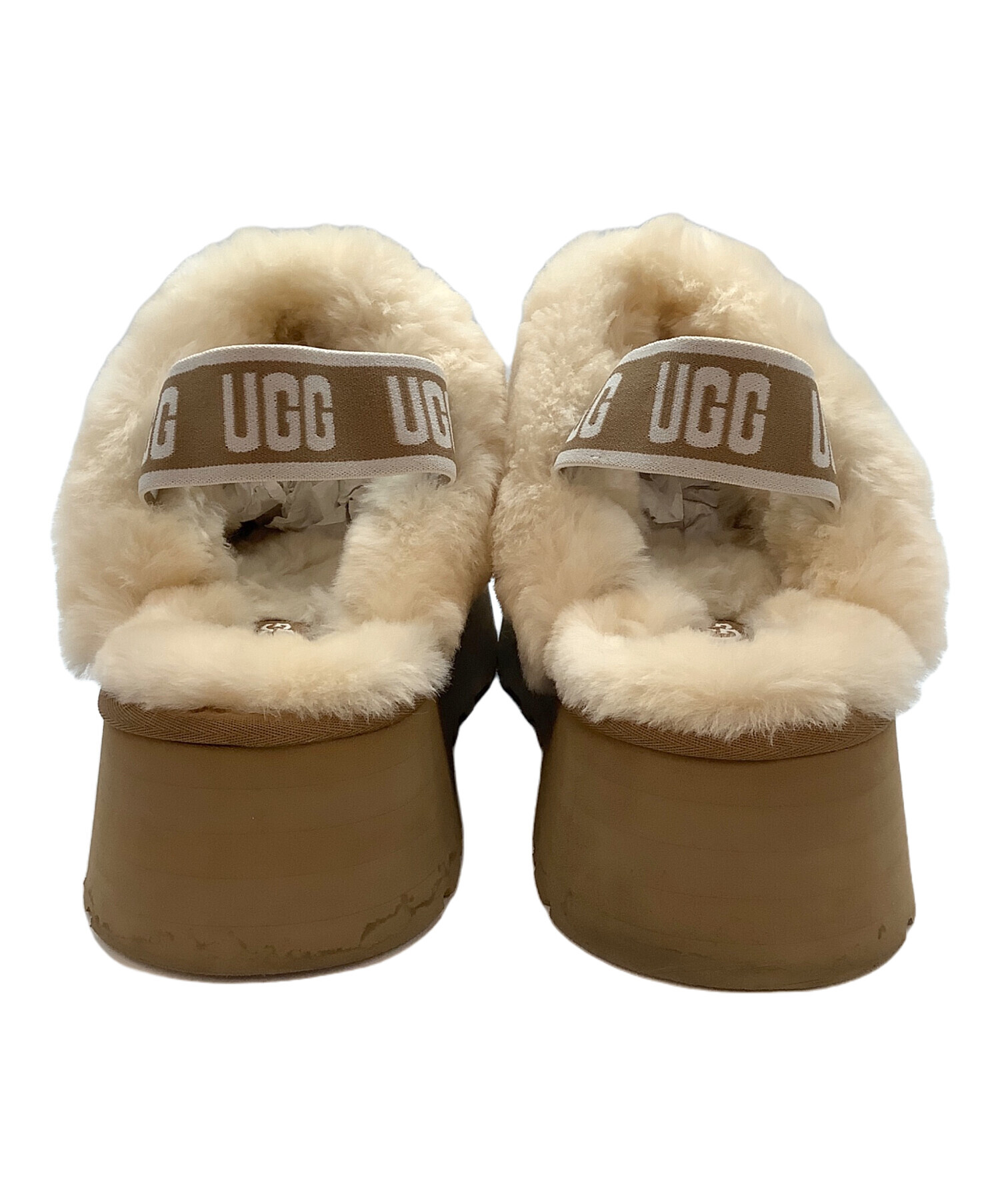 ⭐️UGG ⭐️アグファンケットFUNKETTE♡ベージュ25㎝【入手困難カラー❣️】 中古・古着通販】UGG (アグ) FUNKETTE ベージュ サイズ:25｜ブランド