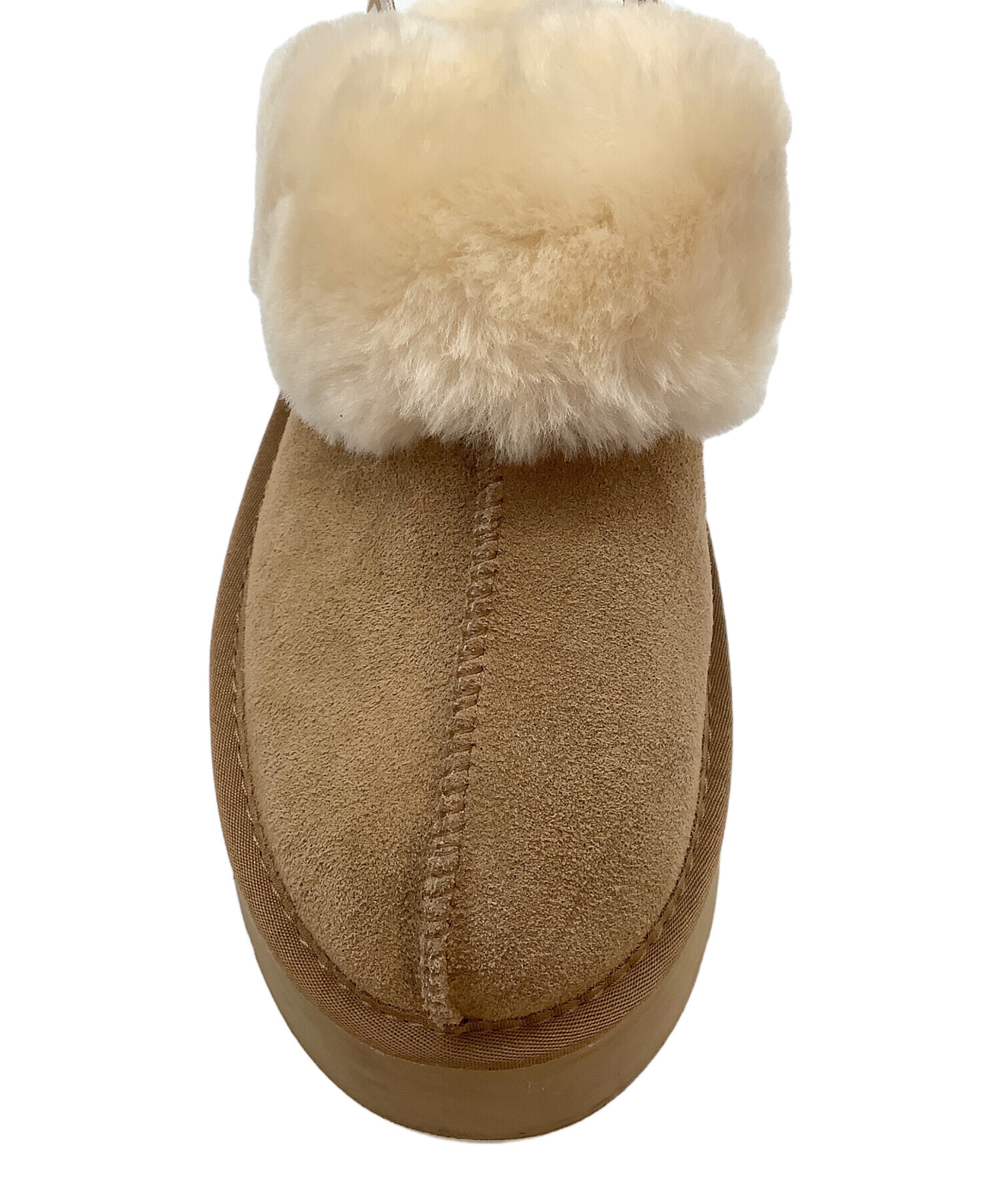 ⭐️UGG ⭐️アグファンケットFUNKETTE♡ベージュ25㎝【入手困難カラー❣️】 中古・古着通販】UGG (アグ) FUNKETTE ベージュ サイズ:25｜ブランド